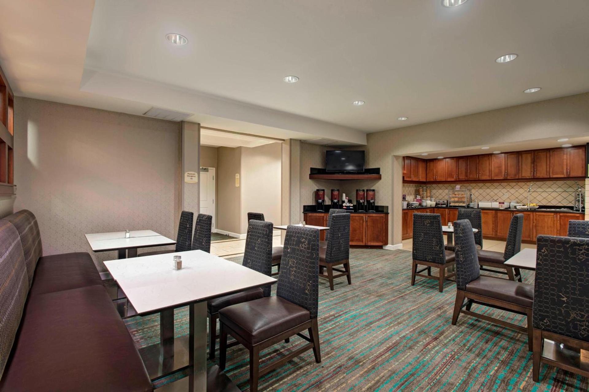 Residence Inn Bryan College Station photo 17