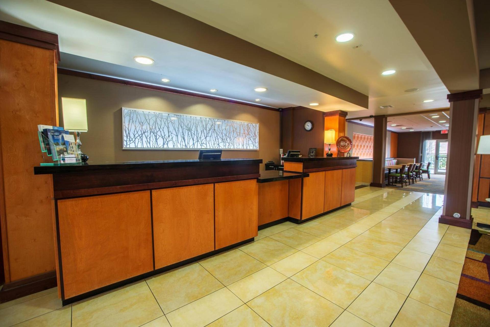 Fairfield Inn and Suites by Marriott Bartlesville photo 2