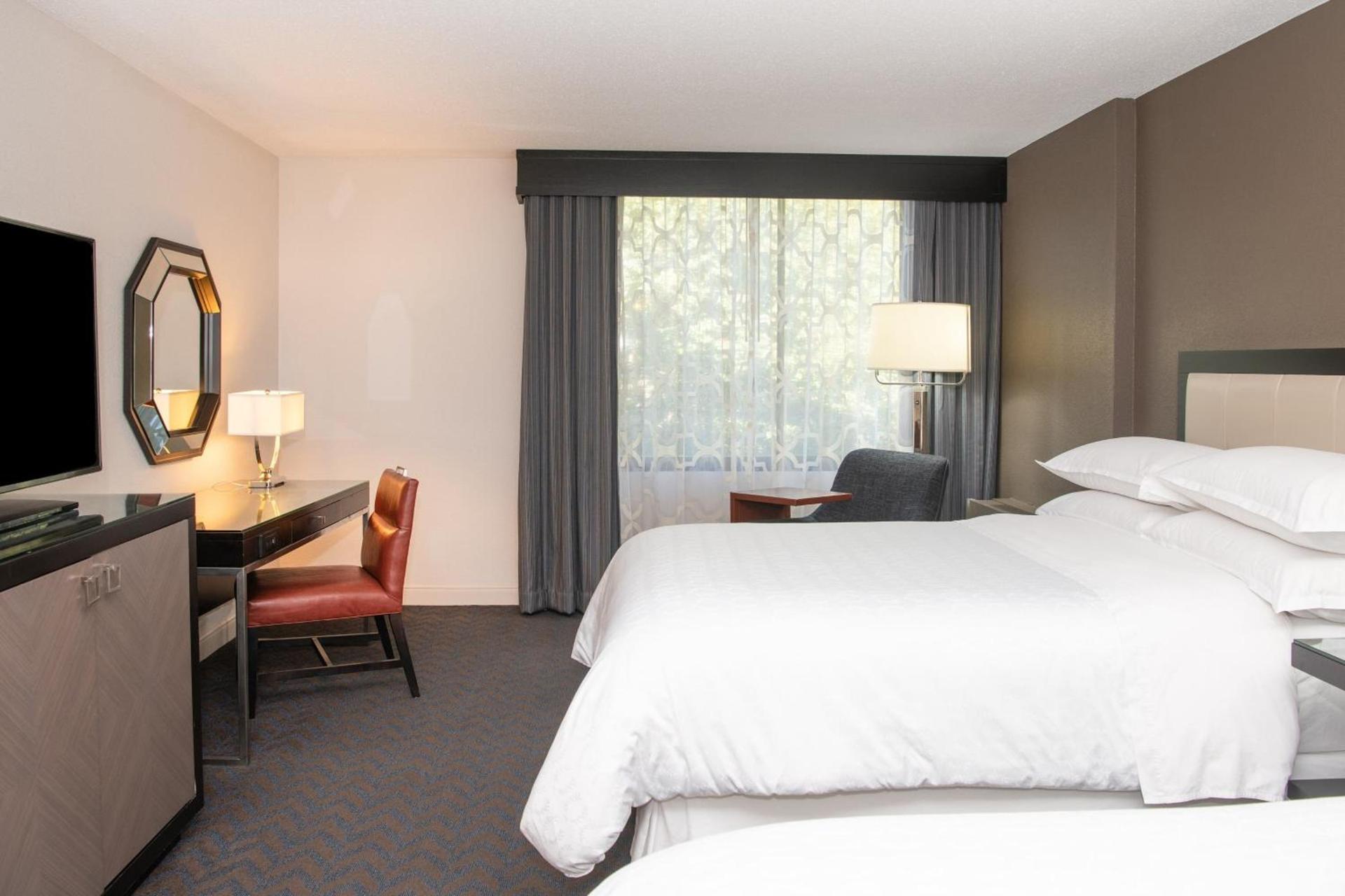 Sheraton Minneapolis West Hotel photo 20