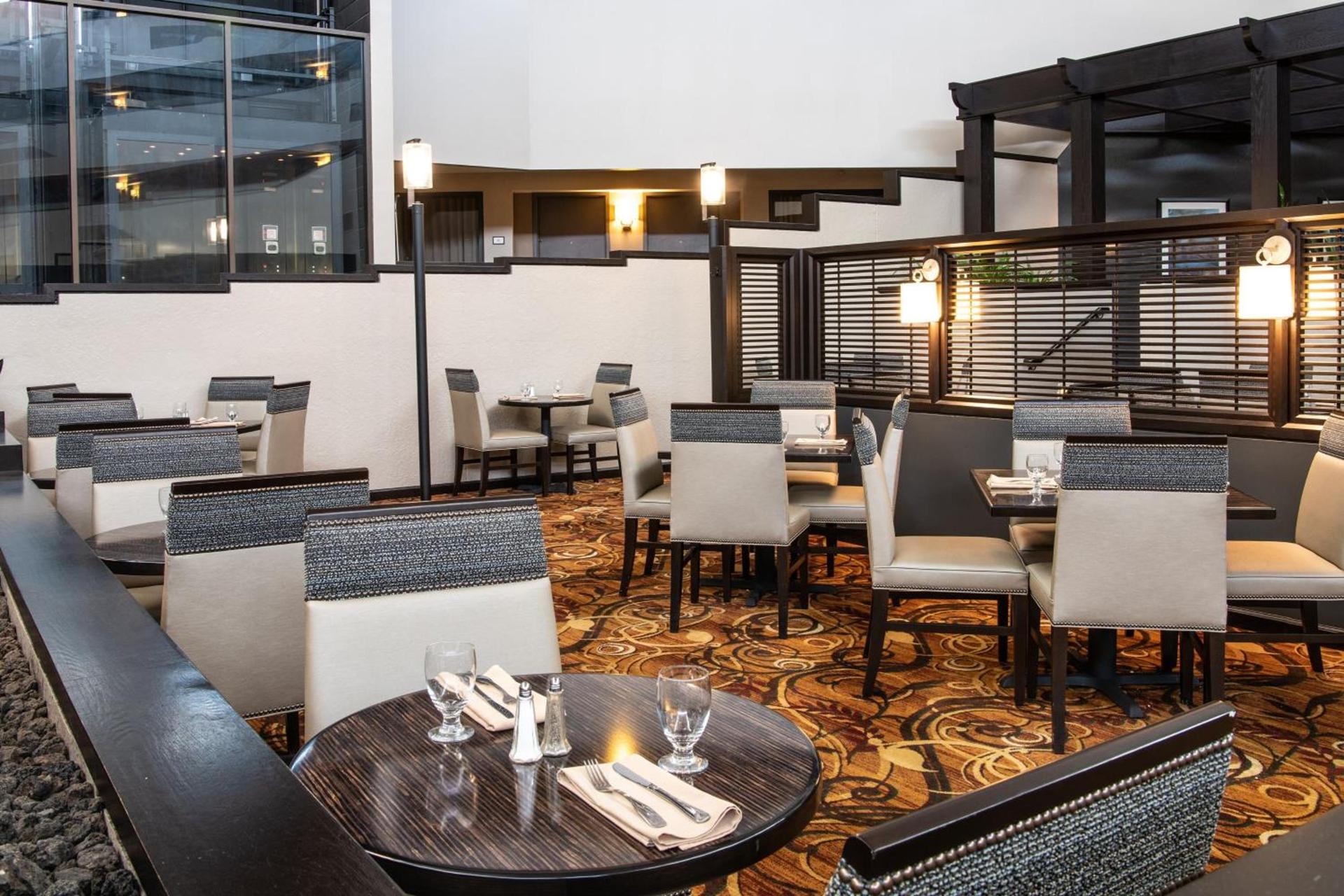 Sheraton Minneapolis West Hotel photo 55