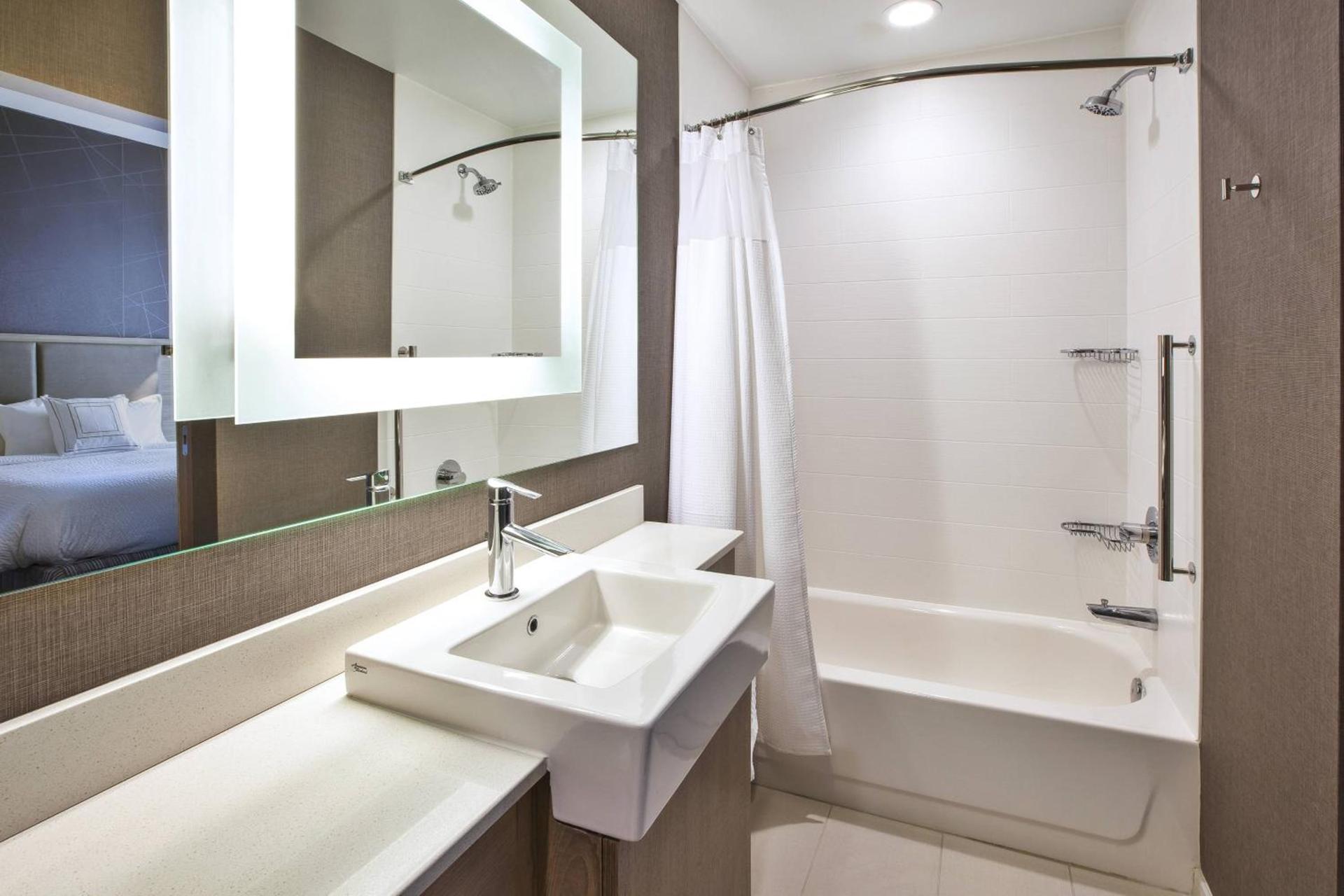 SpringHill Suites by Marriott Pittsburgh Butler/Centre City photo 14