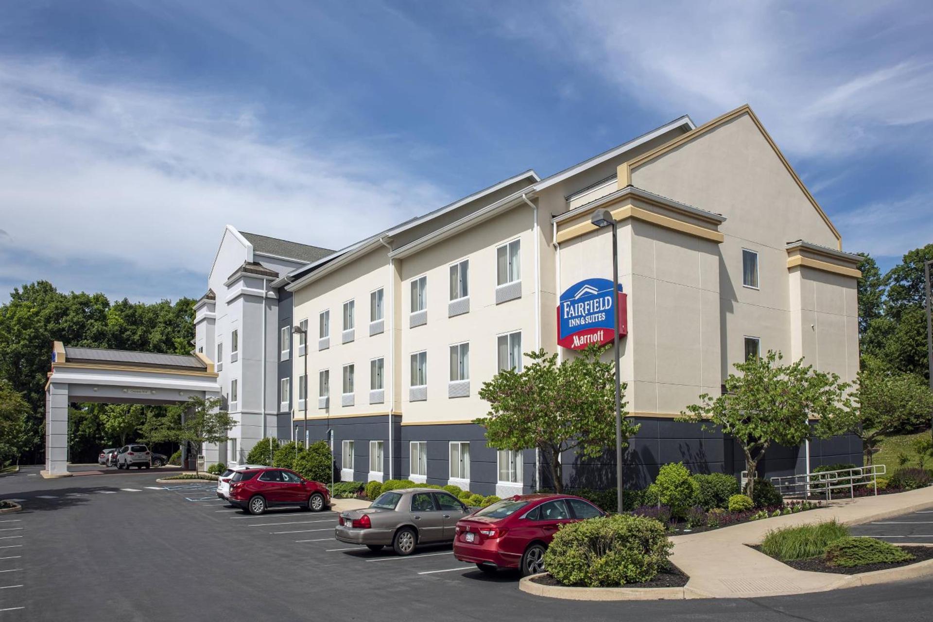 Fairfield Inn & Suites by Marriott State College photo 1