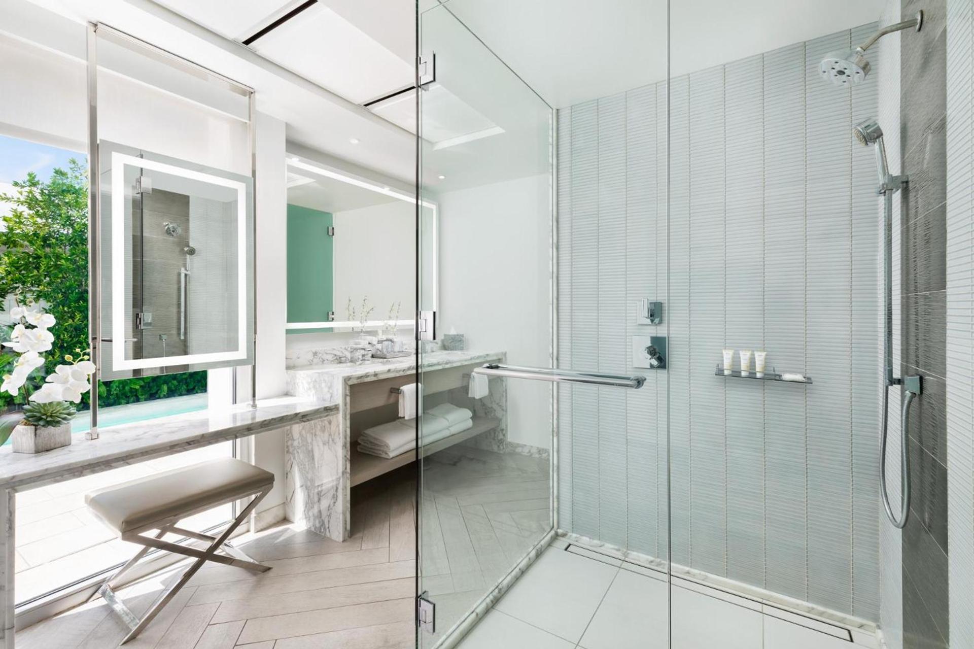 H2O Suites- Adults Only photo 25