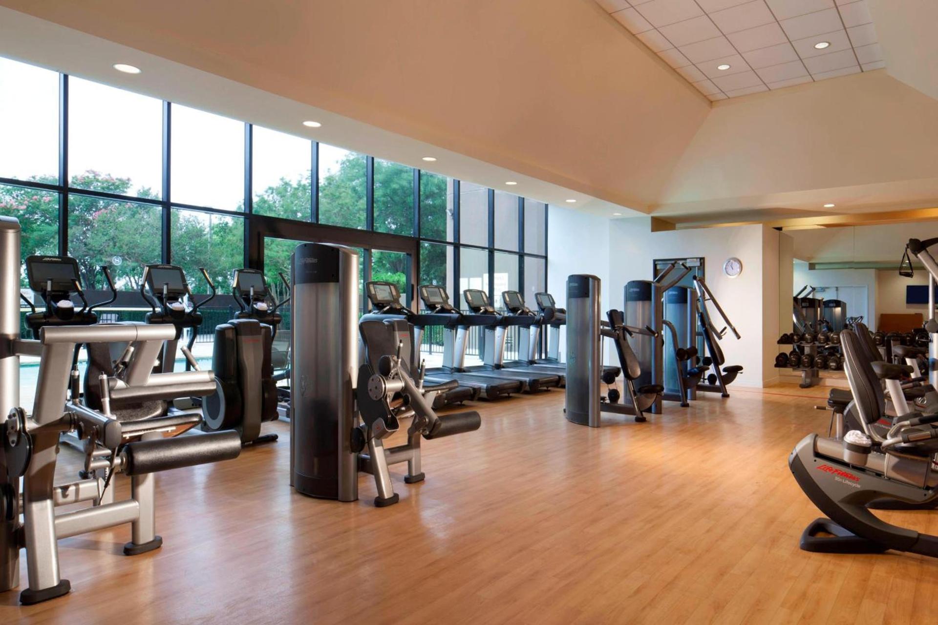 Sheraton DFW Airport Hotel photo 27