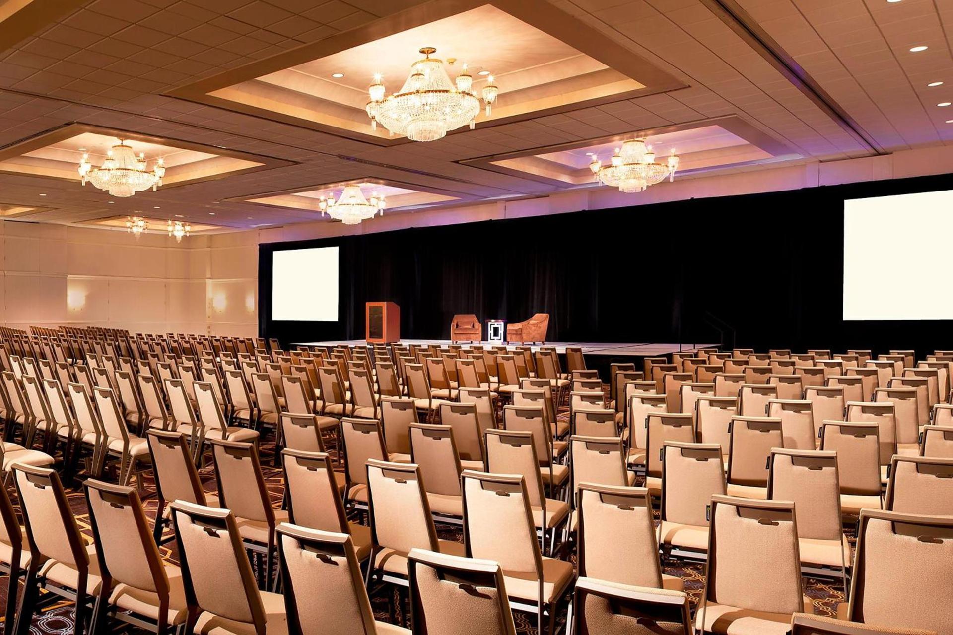 Sheraton DFW Airport Hotel photo 32