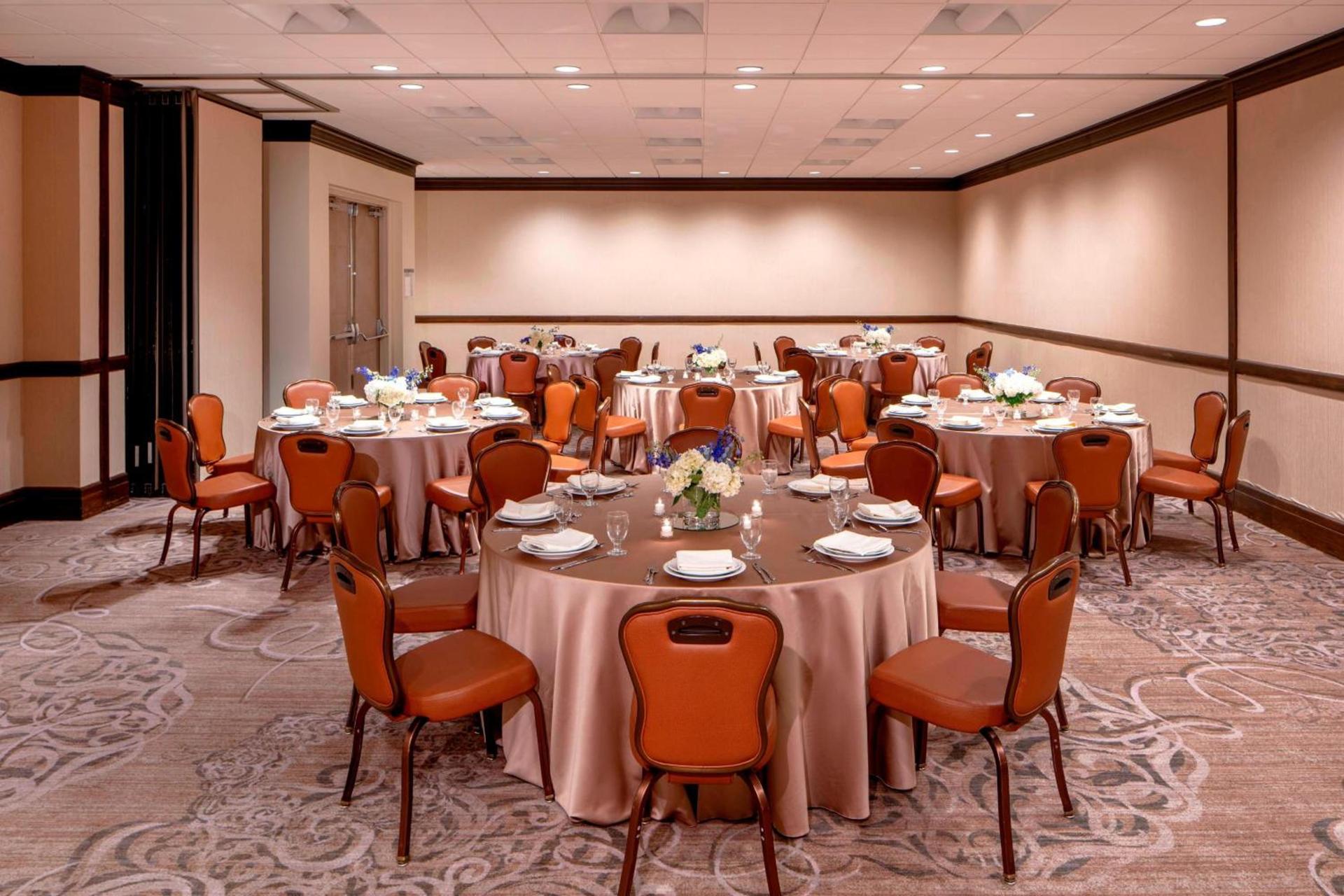 Sheraton Houston Brookhollow Hotel photo 27