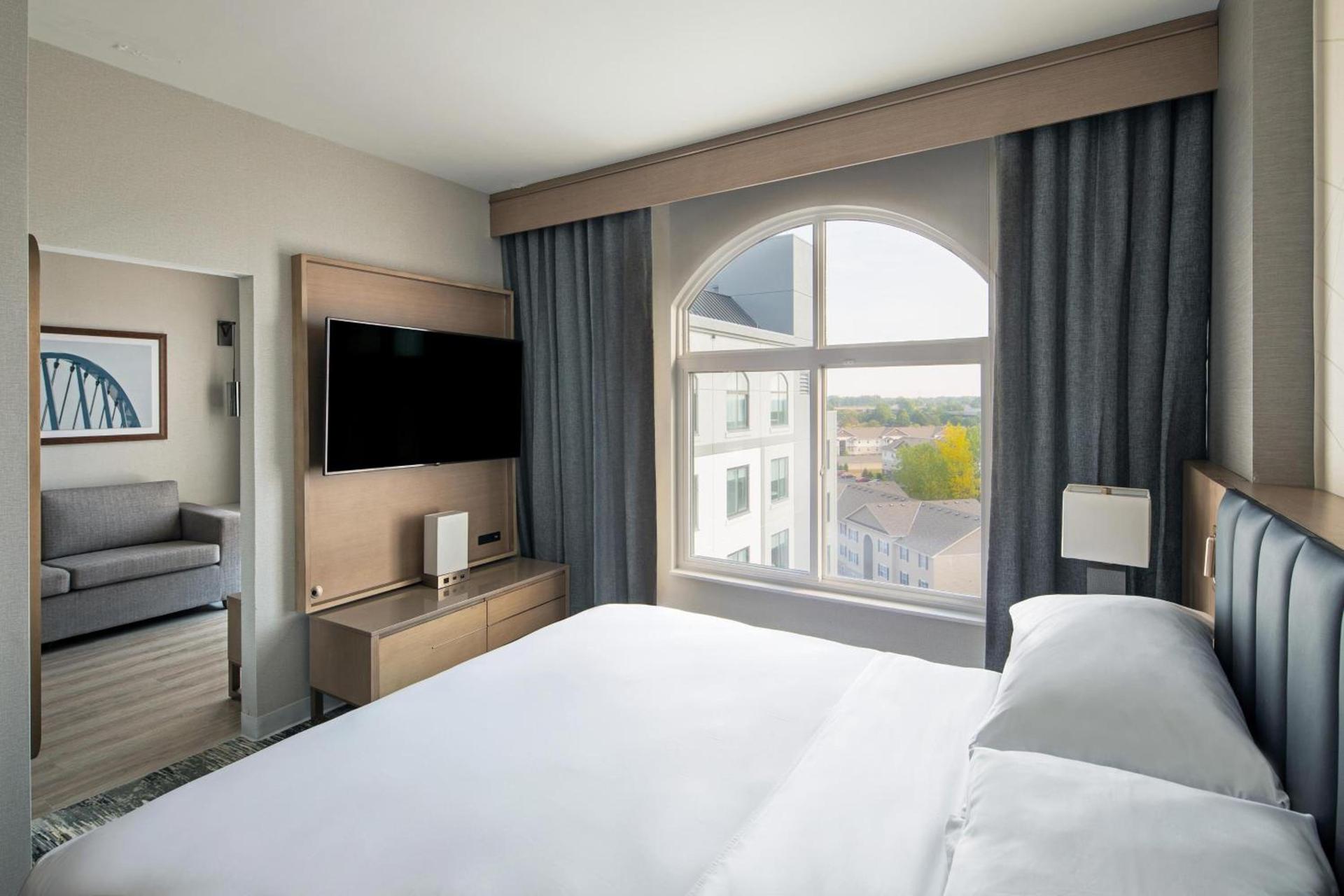 Sheraton Suites Columbus Worthington photo 25