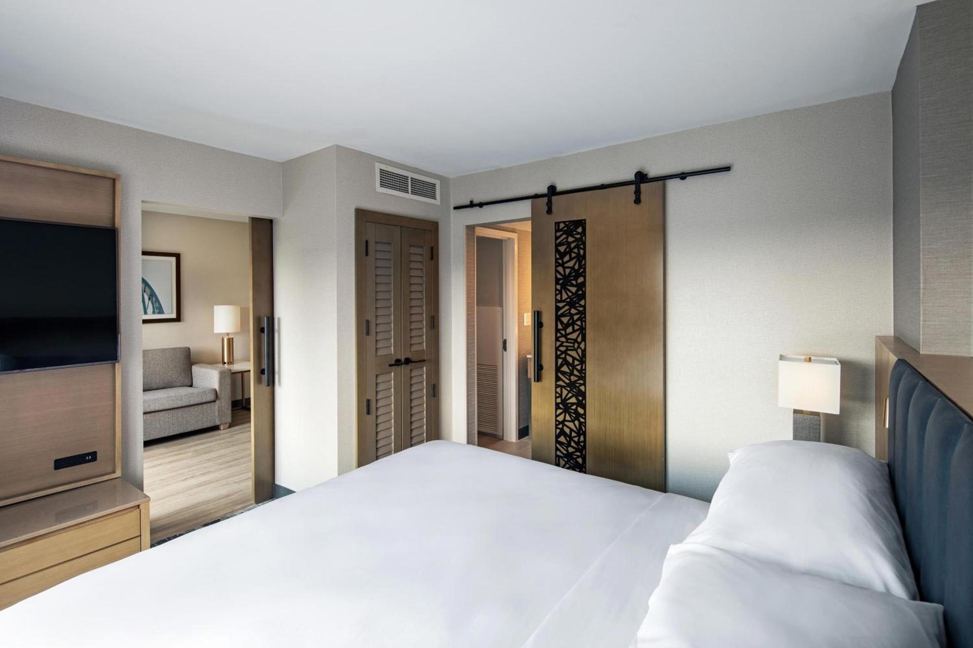 Sheraton Suites Columbus Worthington photo 5