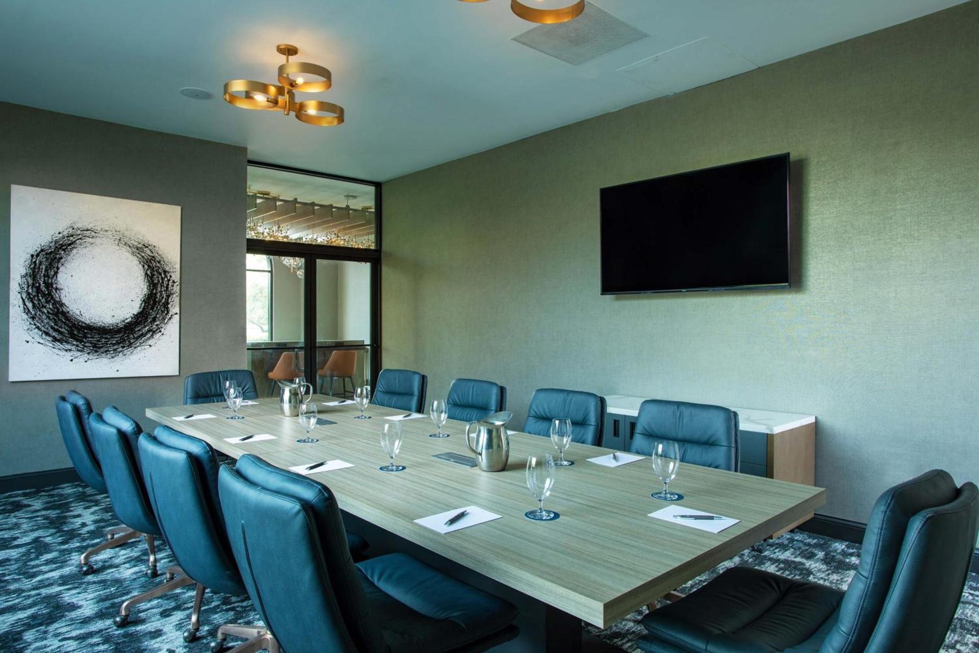 Sheraton Suites Columbus Worthington photo 37