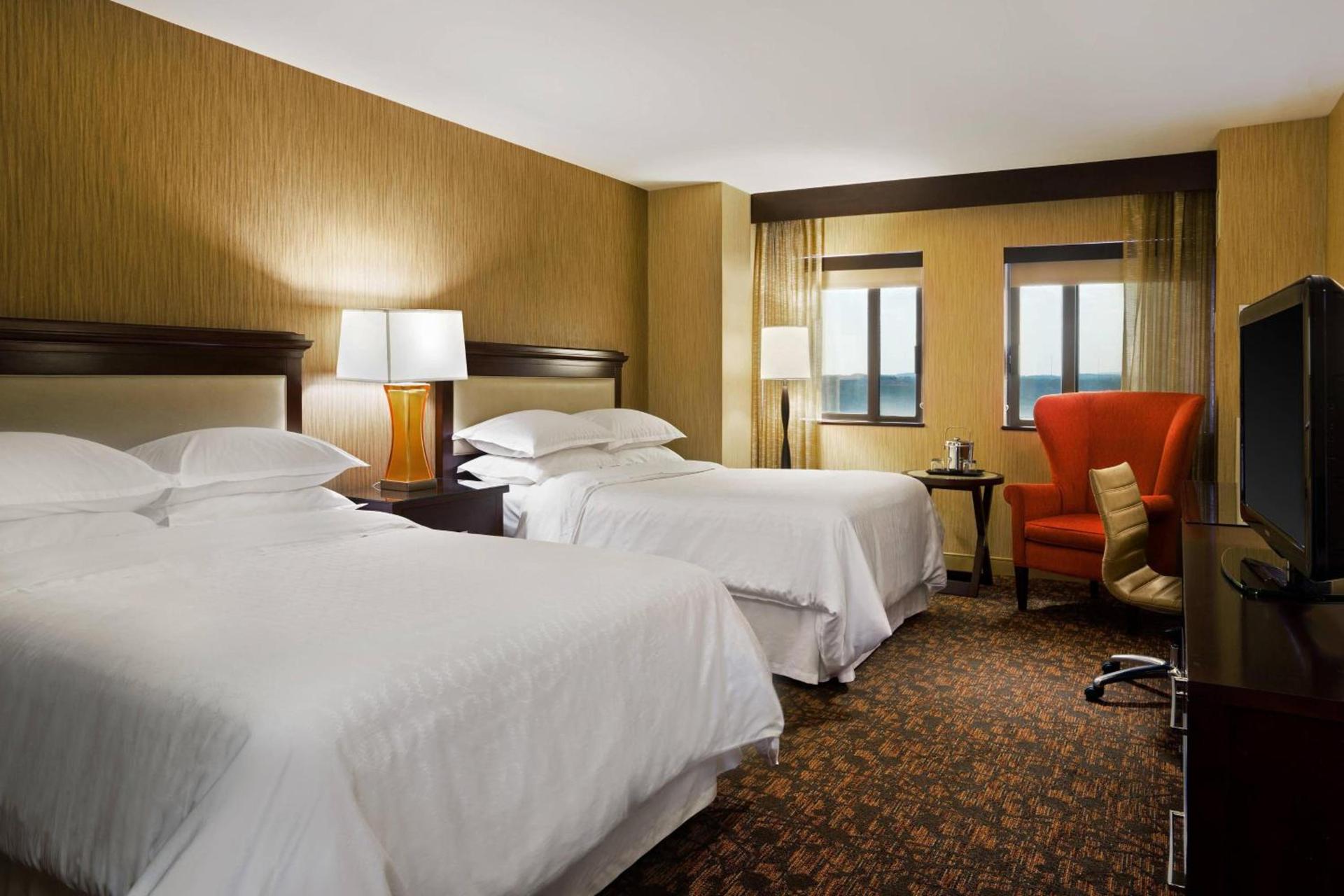 Sheraton Springfield Monarch Place Hotel photo 4