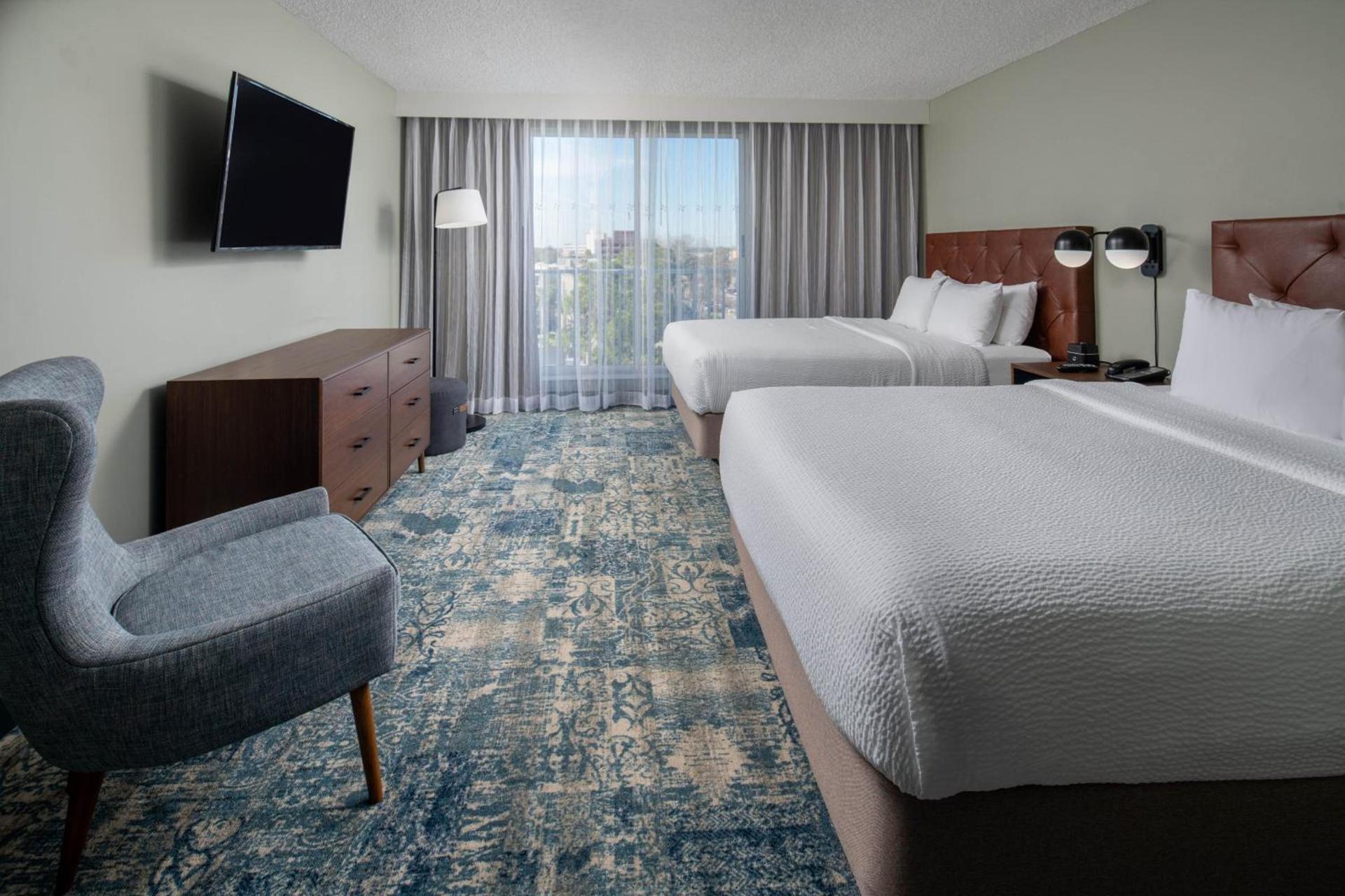 Four Points by Sheraton Suites Tampa Airport Westshore photo 8