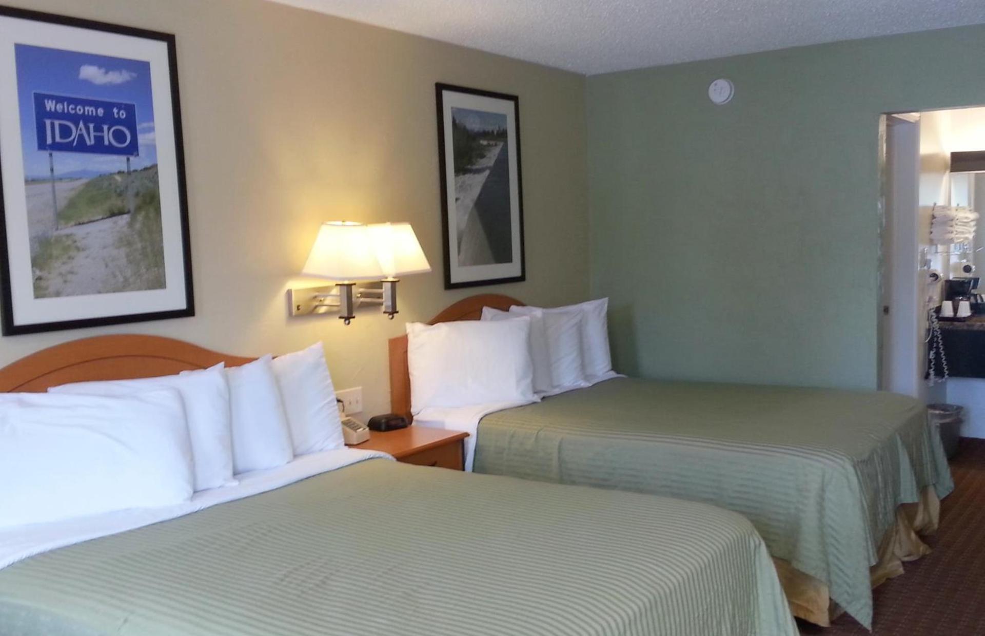 Motel West photo 18