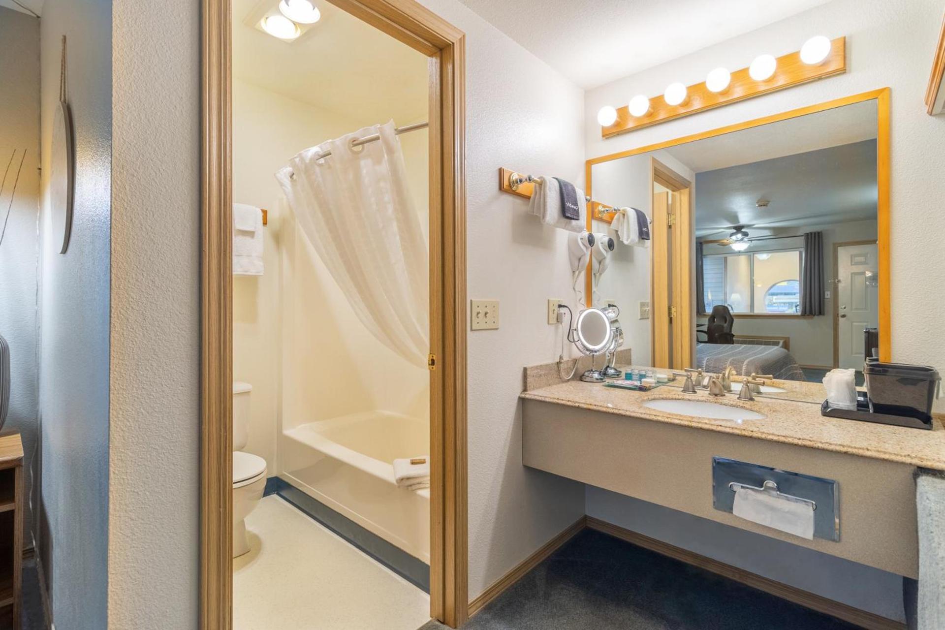 Resort City Inn Coeur d Alene photo 11