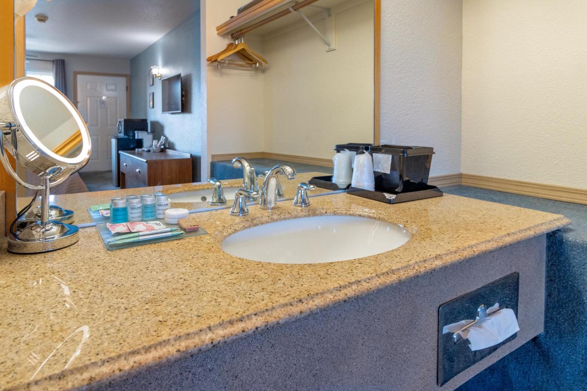 Resort City Inn Coeur d Alene photo 19