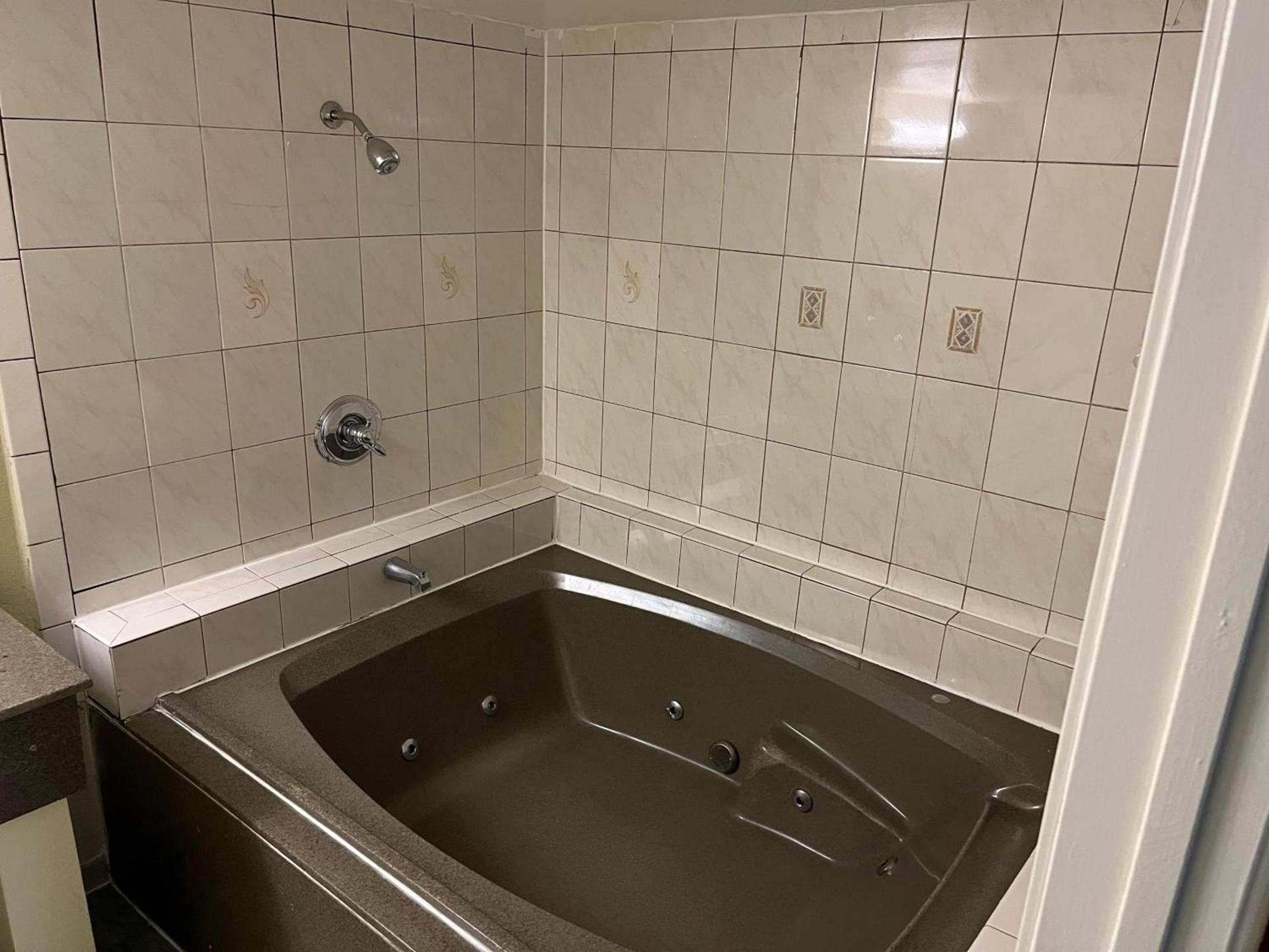 Rivera Inn & Suites Motel photo 9