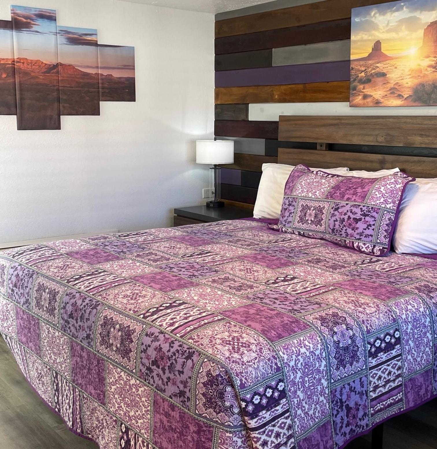 Purple Sage Motel photo 8