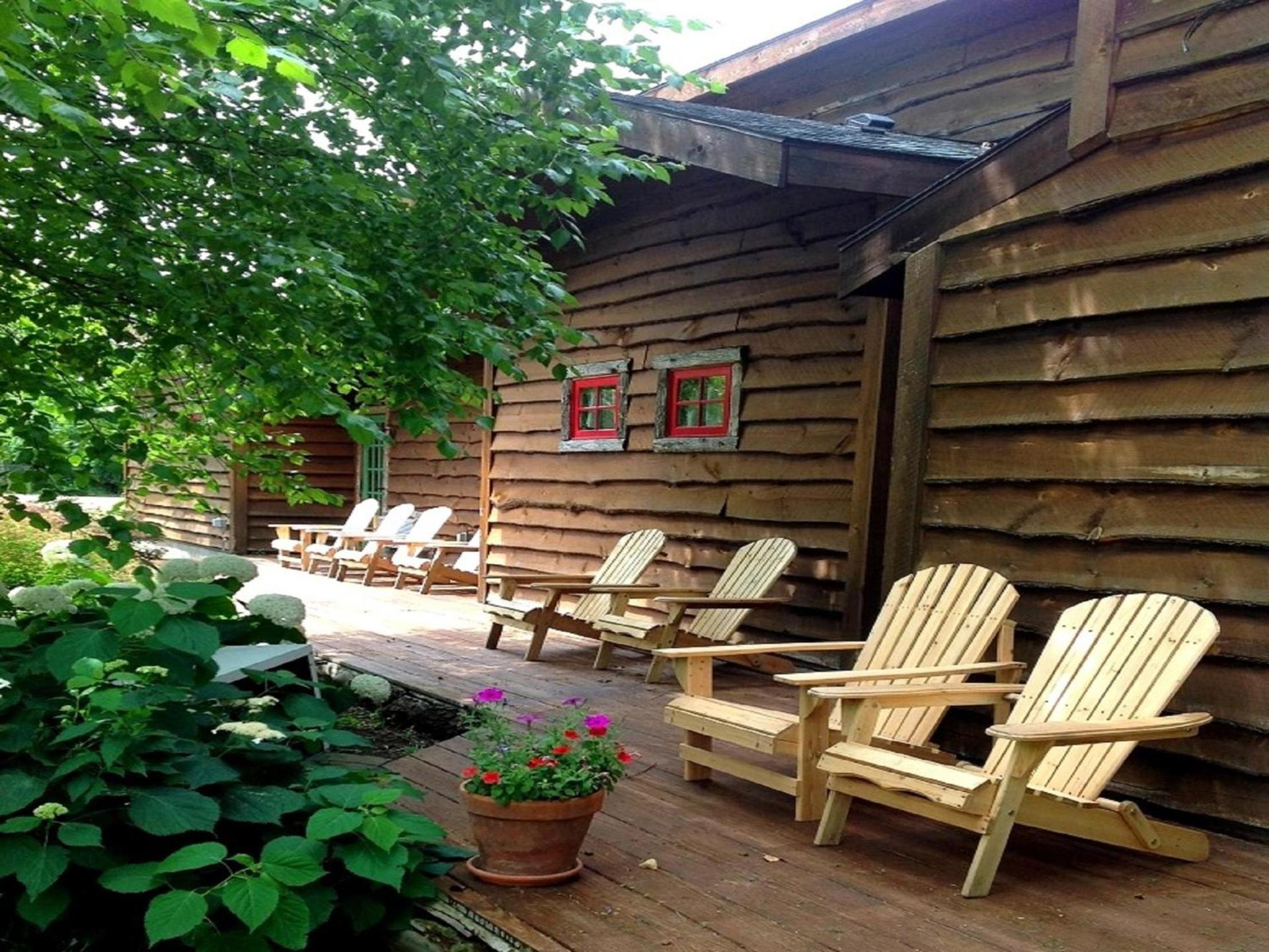 Finger Lakes Lodging photo 6