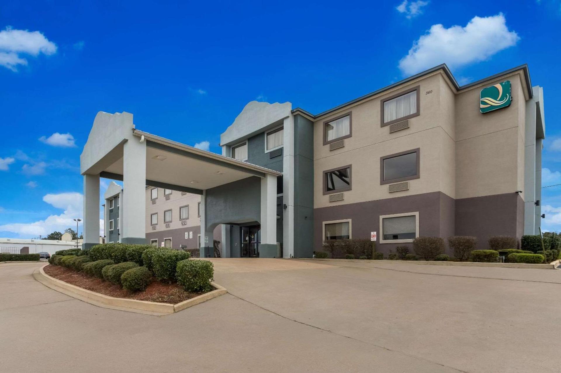 Quality Inn & Suites Pearl-Jackson photo 2