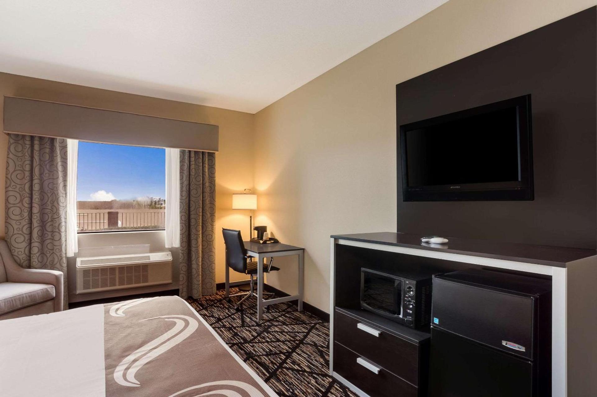 Quality Inn & Suites Pearl-Jackson photo 5