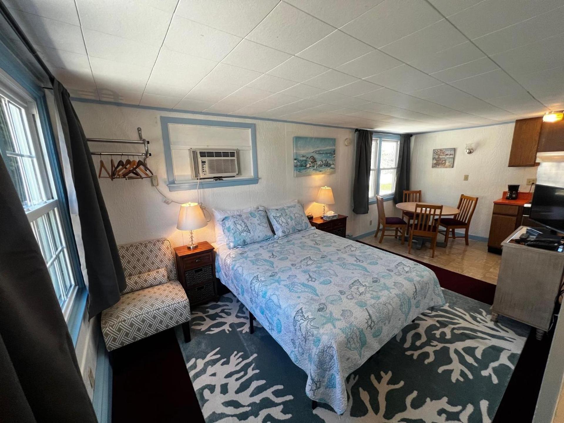 Claddagh Motel & Suites photo 72