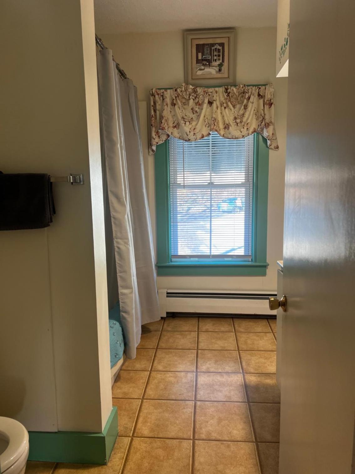 Claddagh Motel & Suites photo 93