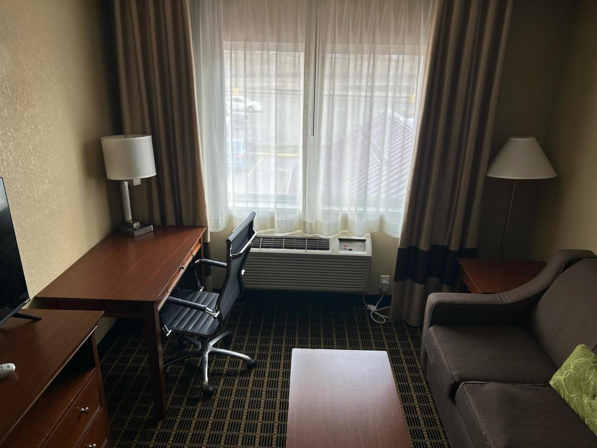 Quality Inn & Suites Bradford photo 16