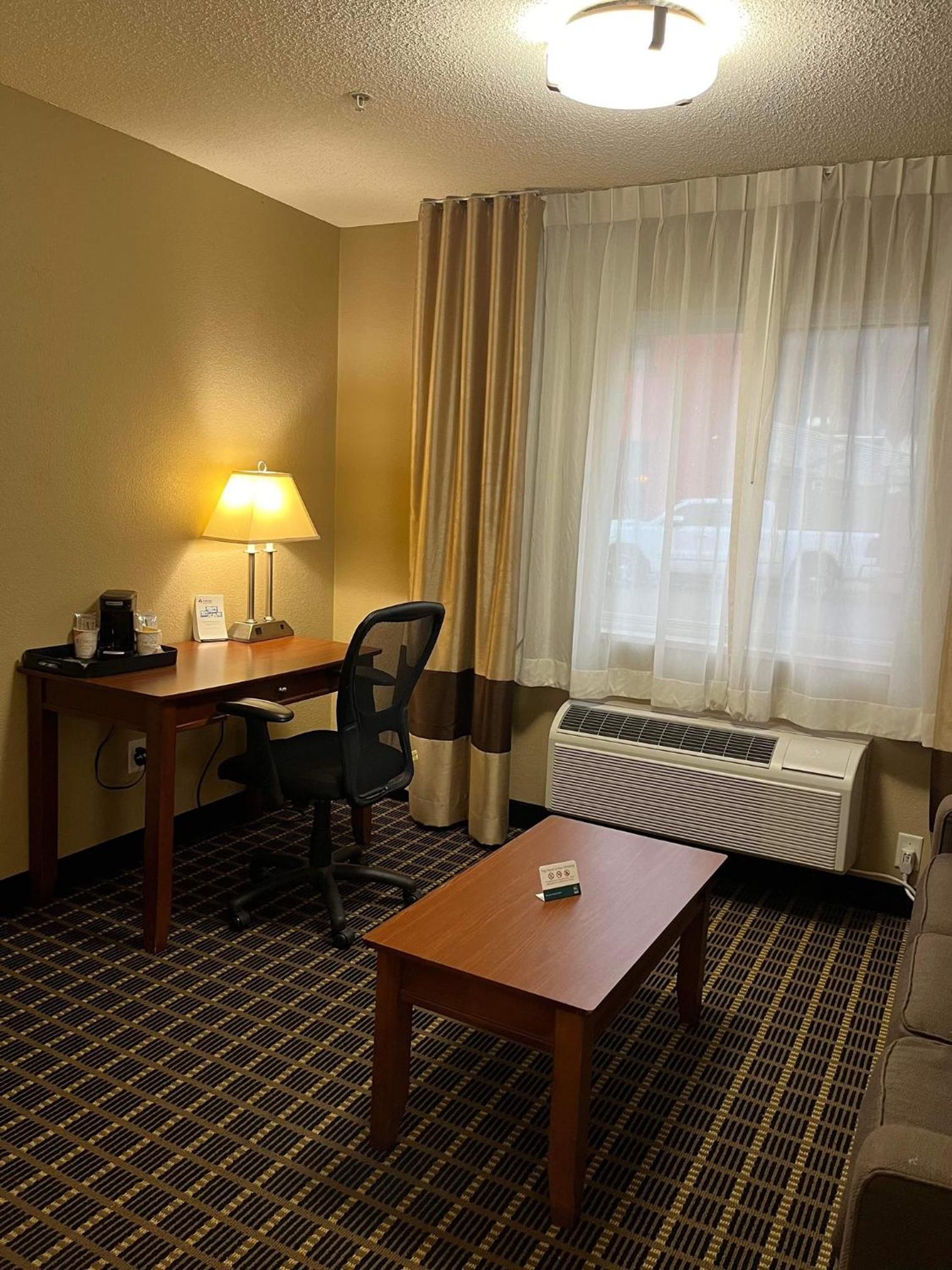Quality Inn & Suites Bradford photo 33