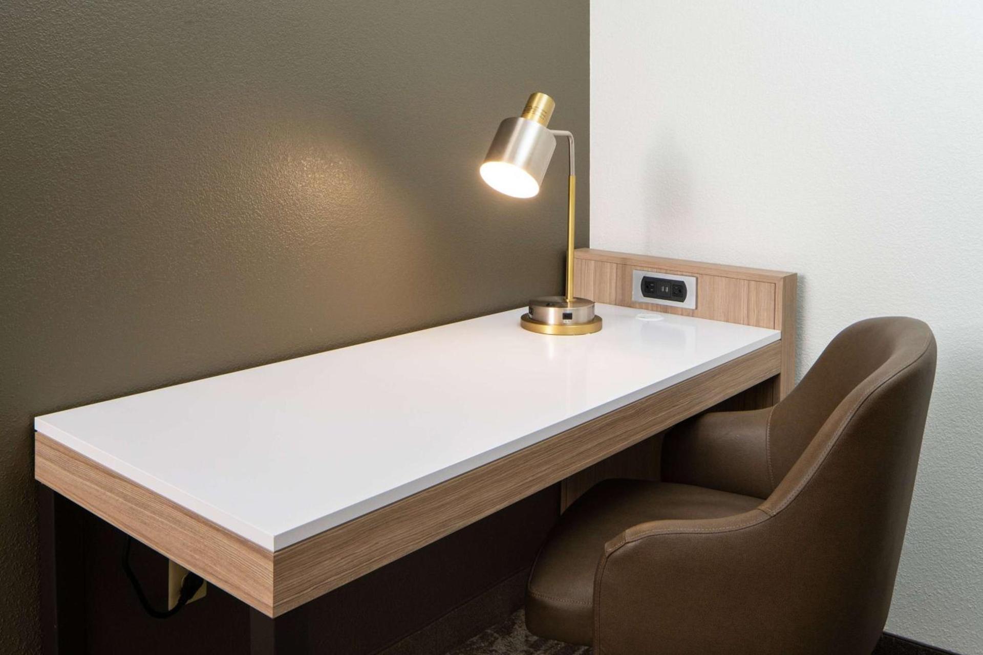 Sonesta Select Seattle Renton Suites photo 23
