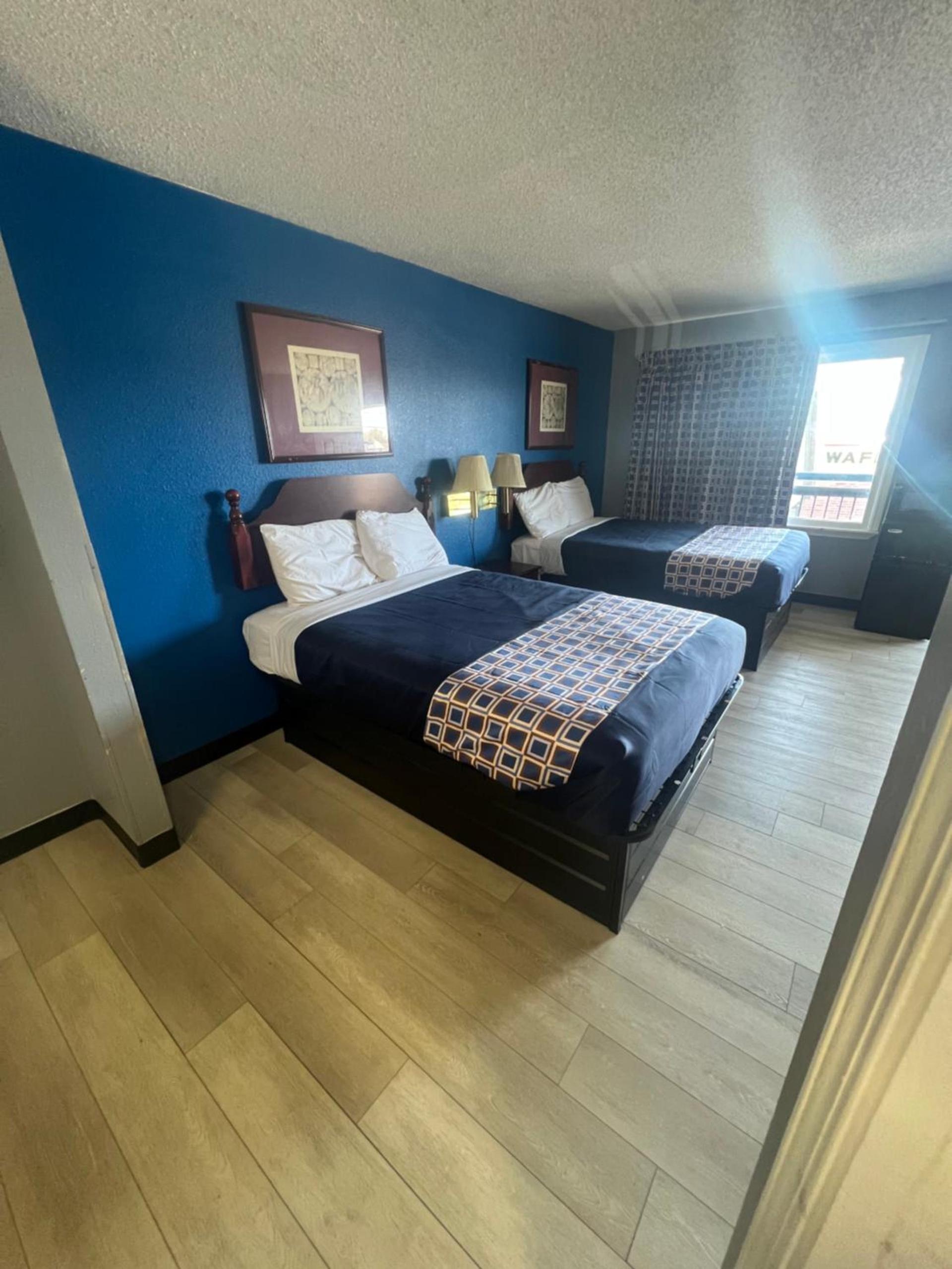 Executive Inn and Suites - Jackson photo 13