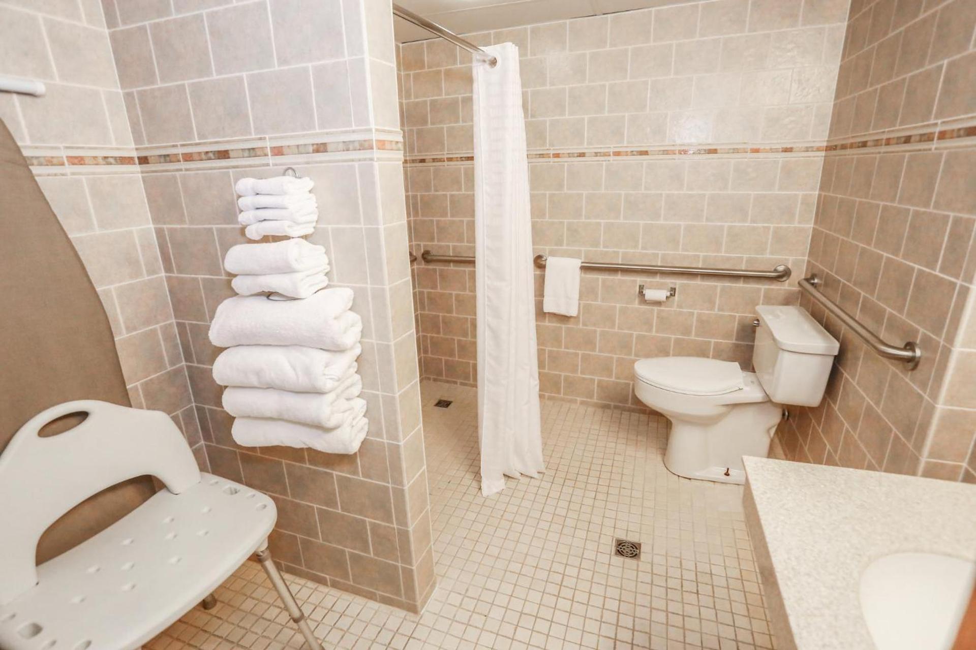 Slopeside Hotel, A Vail Resorts Property photo 44