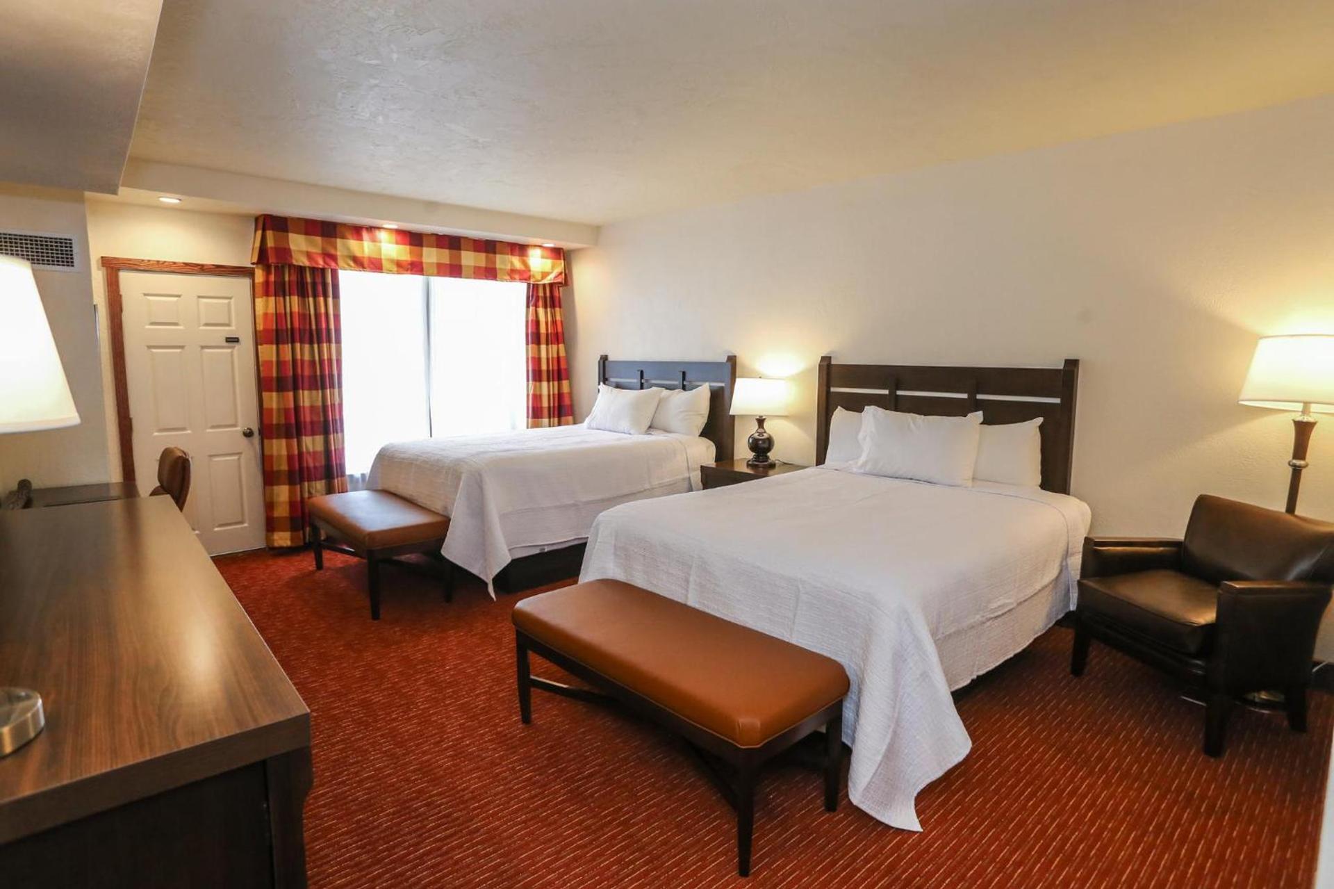 Slopeside Hotel, A Vail Resorts Property photo 57