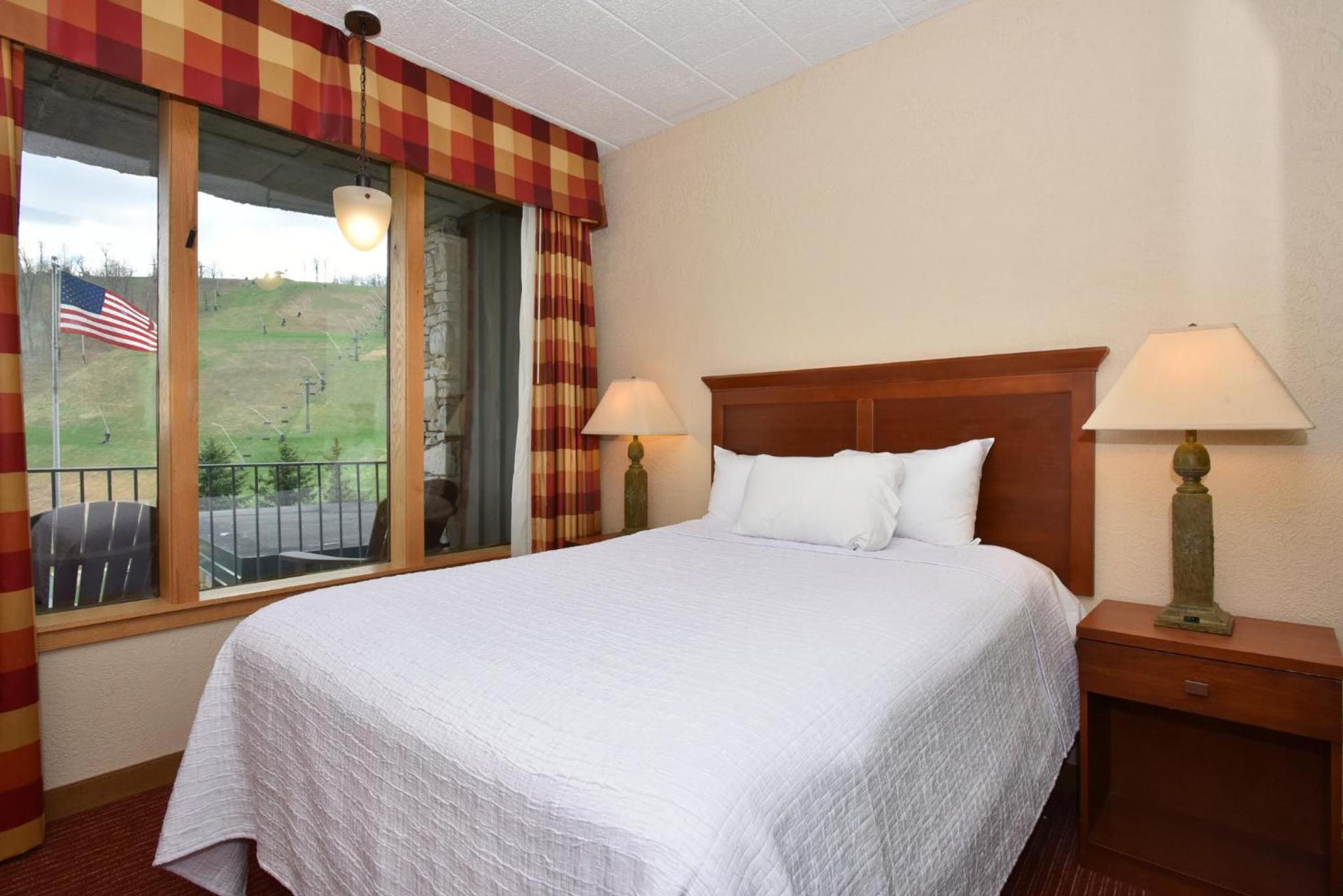 Slopeside Hotel, A Vail Resorts Property photo 67