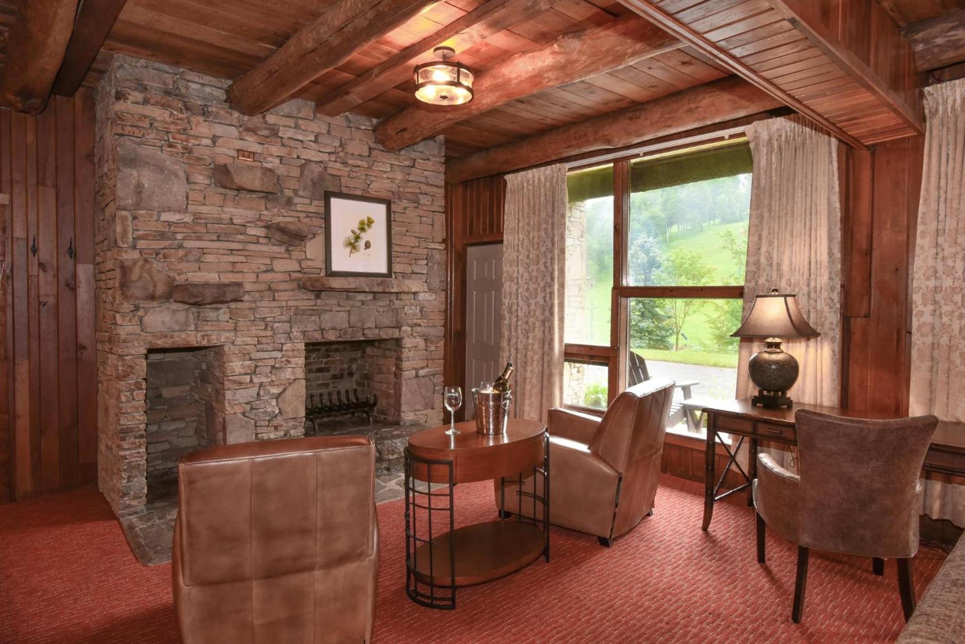 Slopeside Hotel, A Vail Resorts Property photo 26