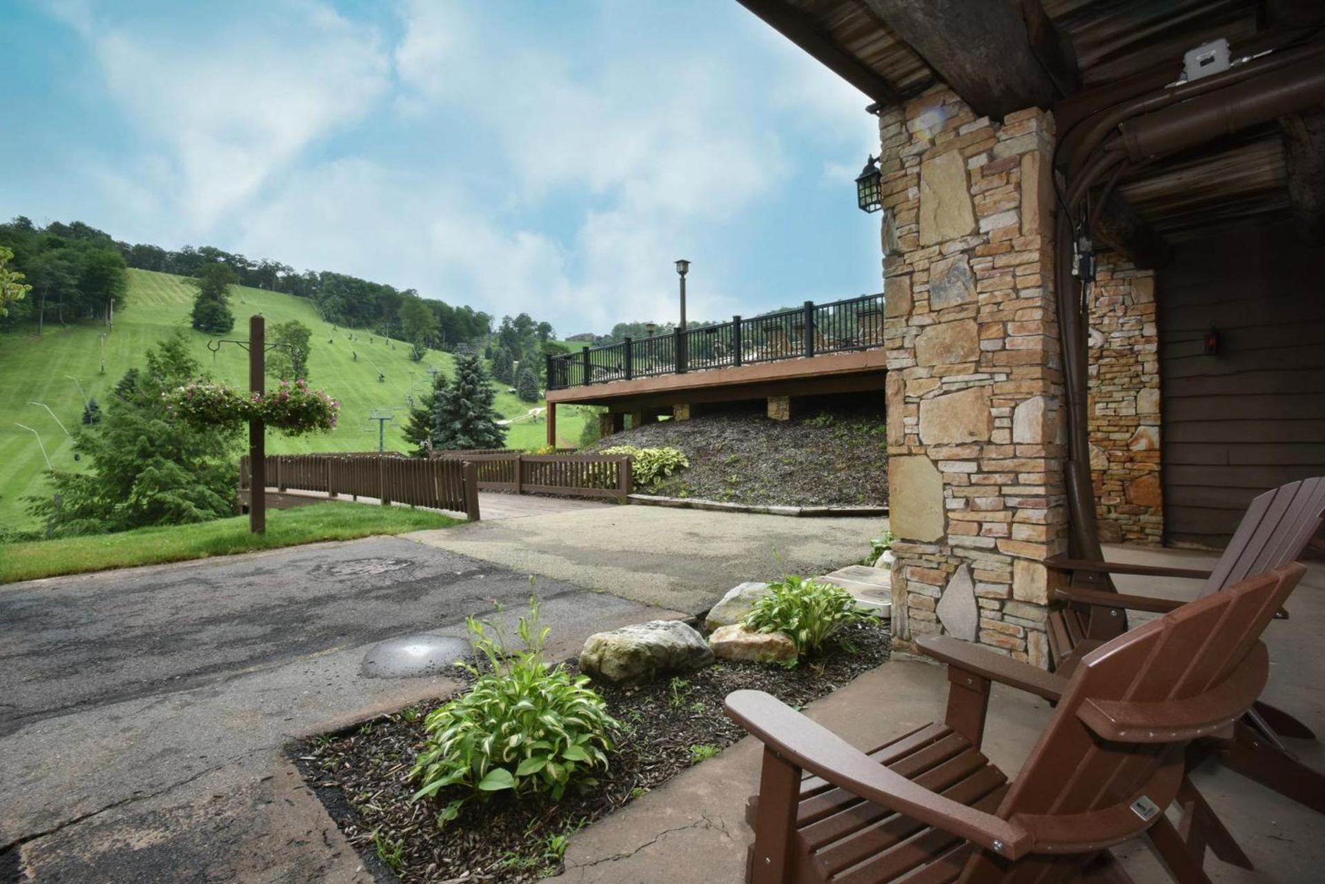 Slopeside Hotel, A Vail Resorts Property photo 27