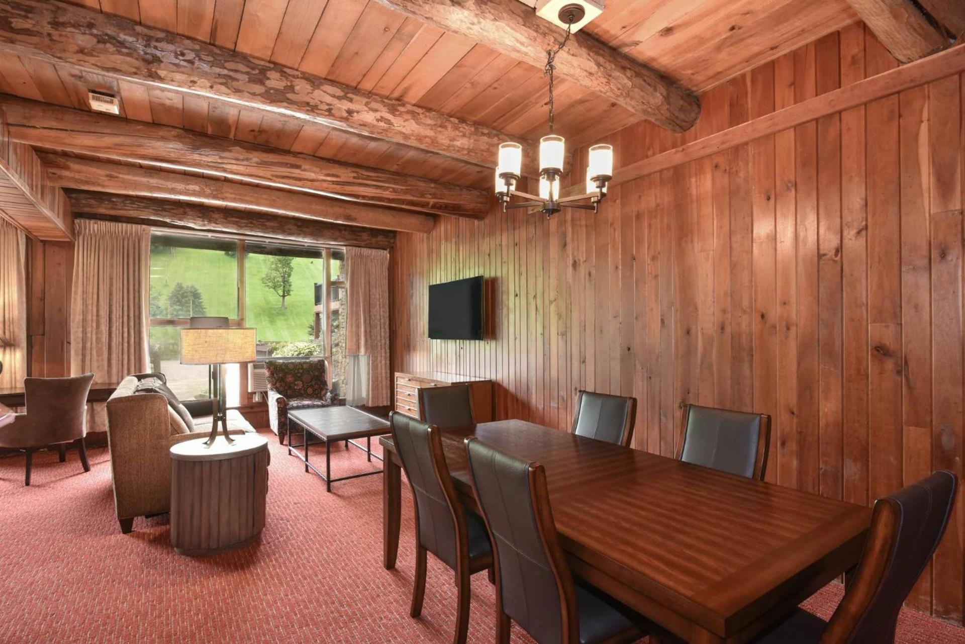 Slopeside Hotel, A Vail Resorts Property photo 29