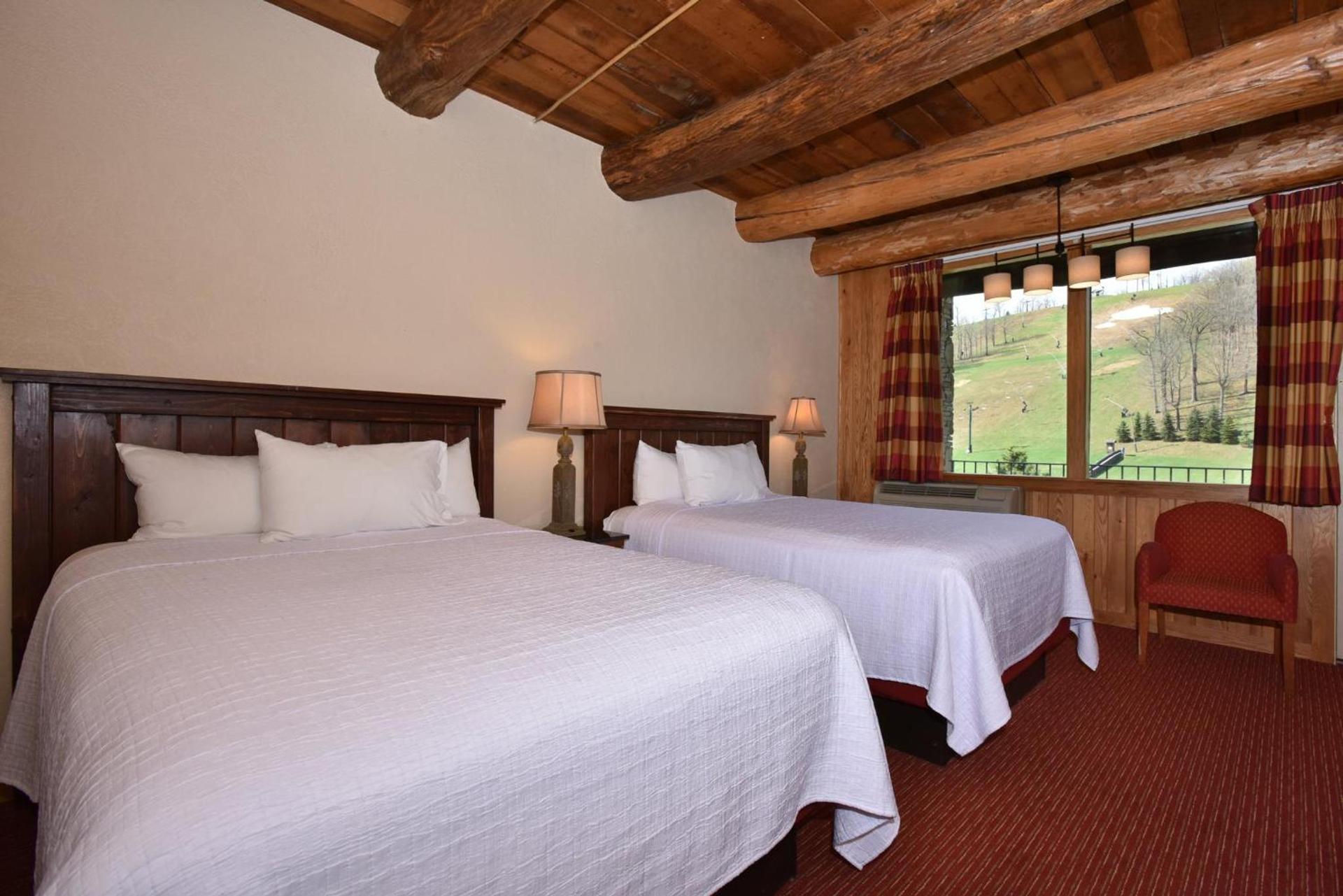 Slopeside Hotel, A Vail Resorts Property photo 38