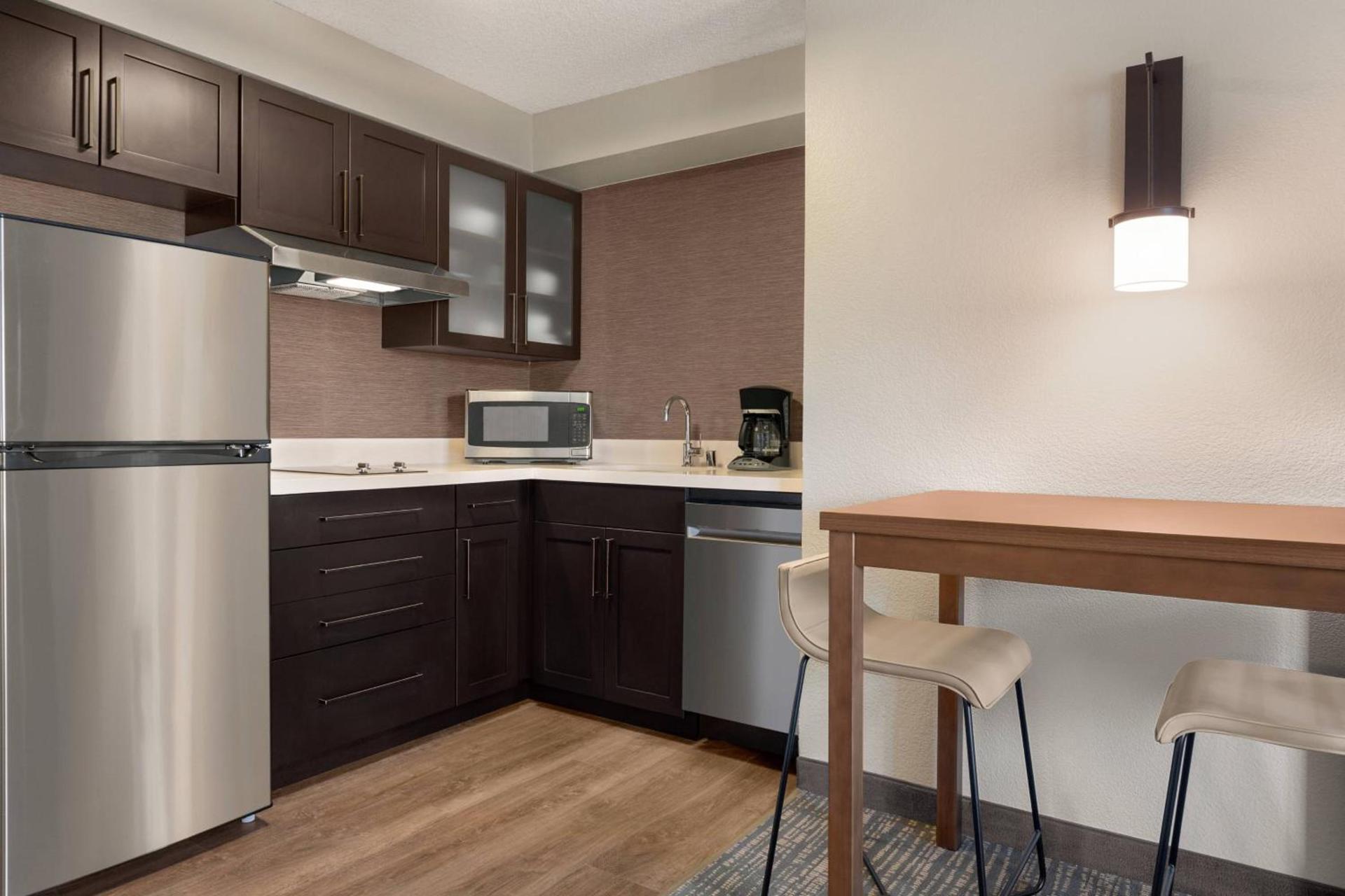 Residence Inn by Marriott Roseville photo 10