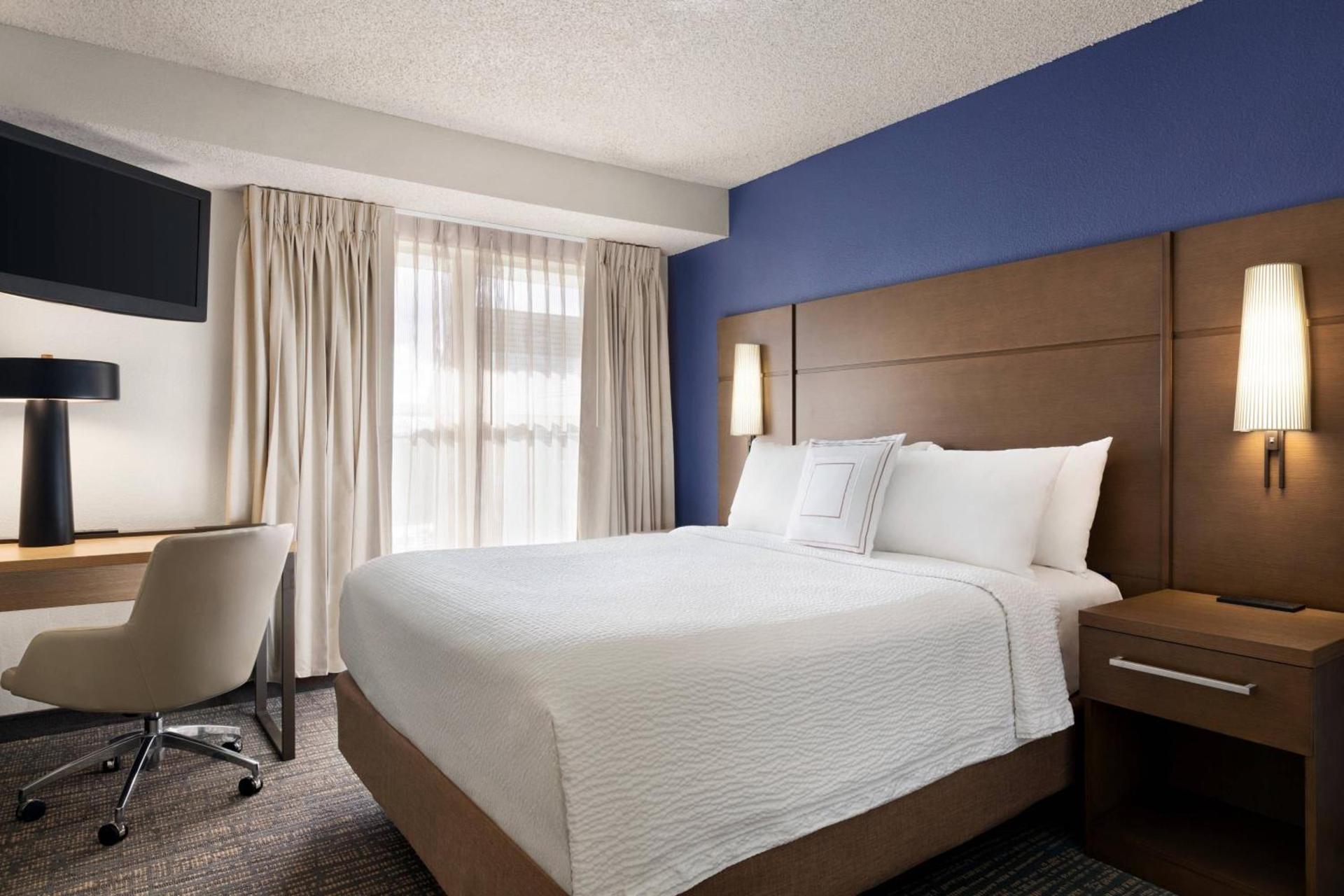 Residence Inn by Marriott Roseville photo 13
