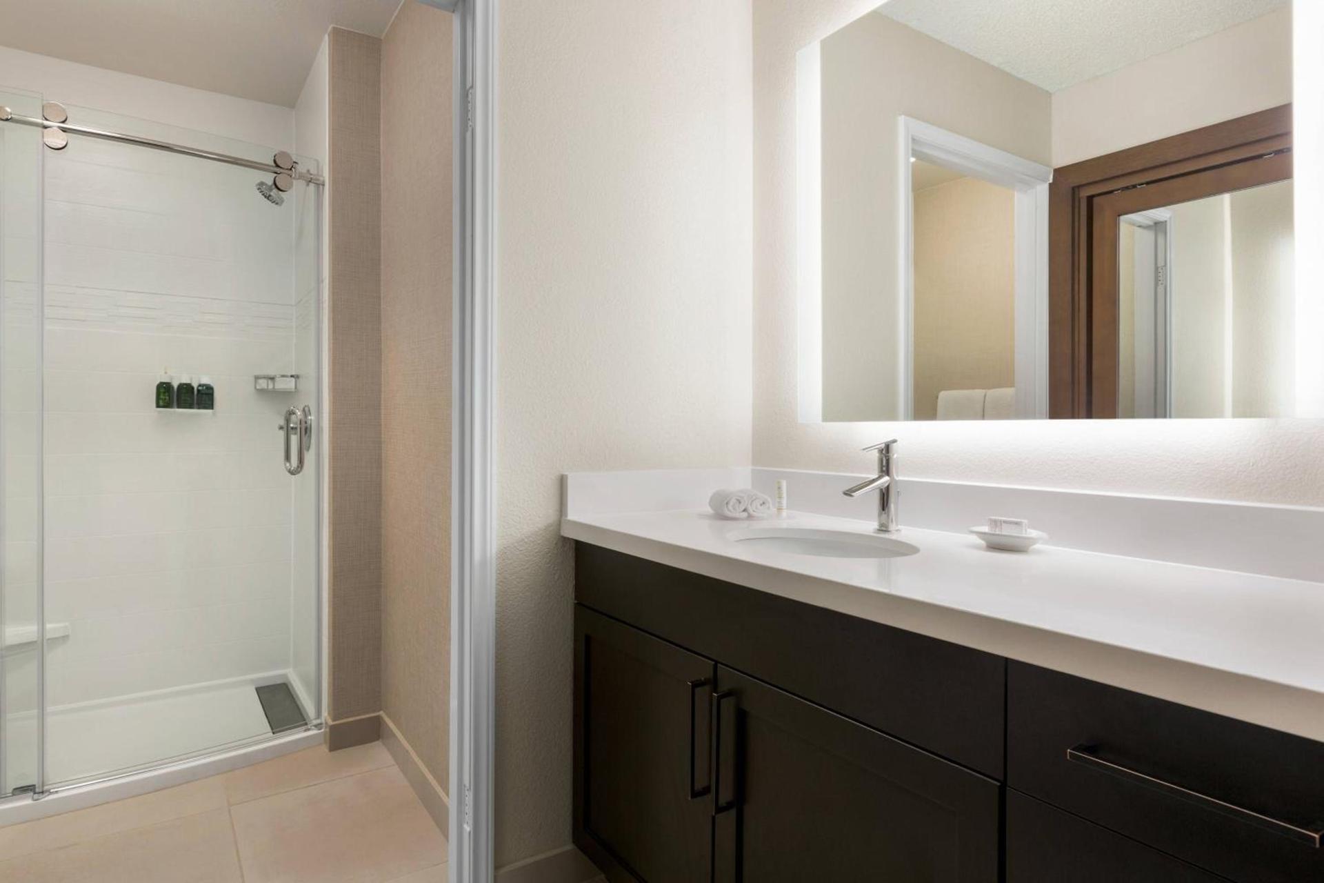 Residence Inn by Marriott Roseville photo 15
