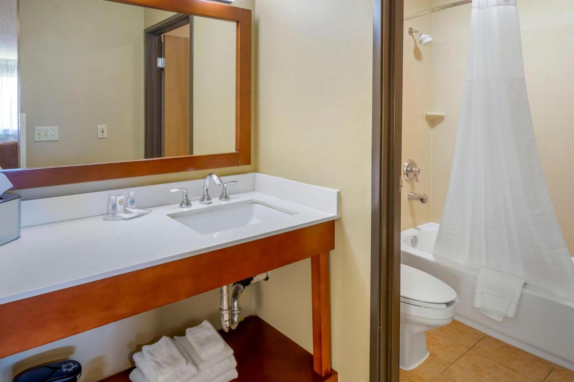 Comfort Inn Colville photo 72
