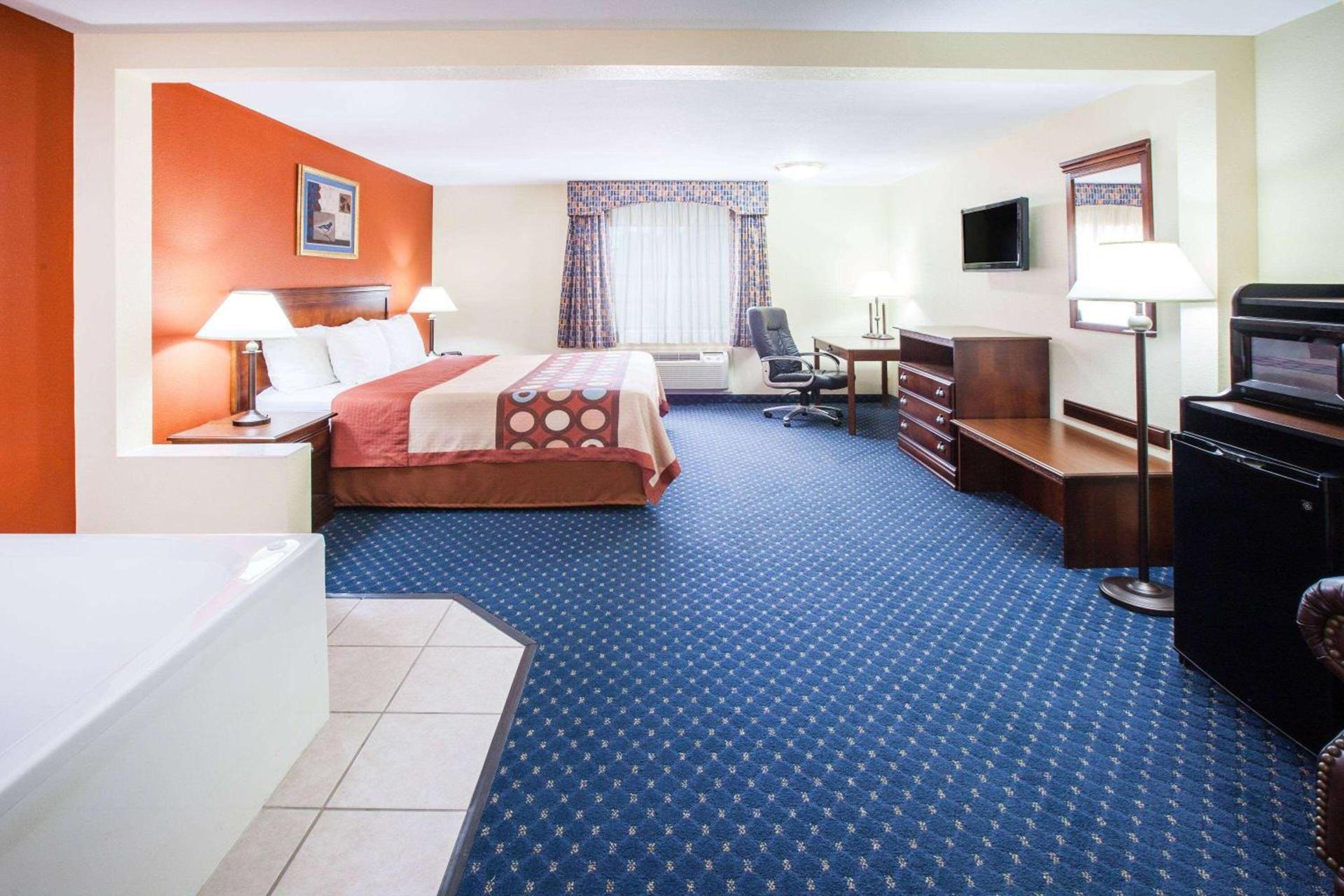 Super 8 by Wyndham White Hall photo 16