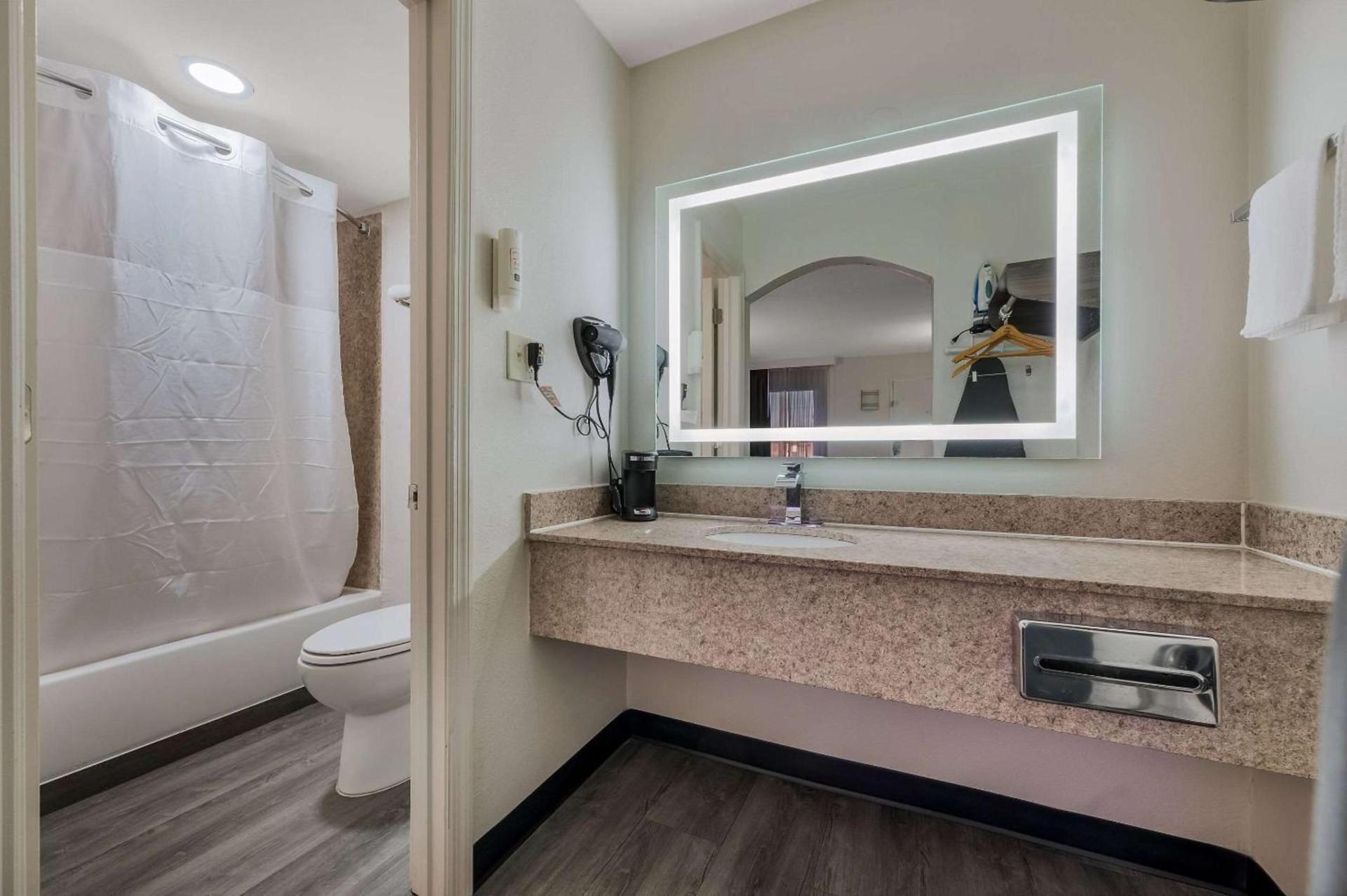 Quality Inn Gadsden - Attalla photo 14