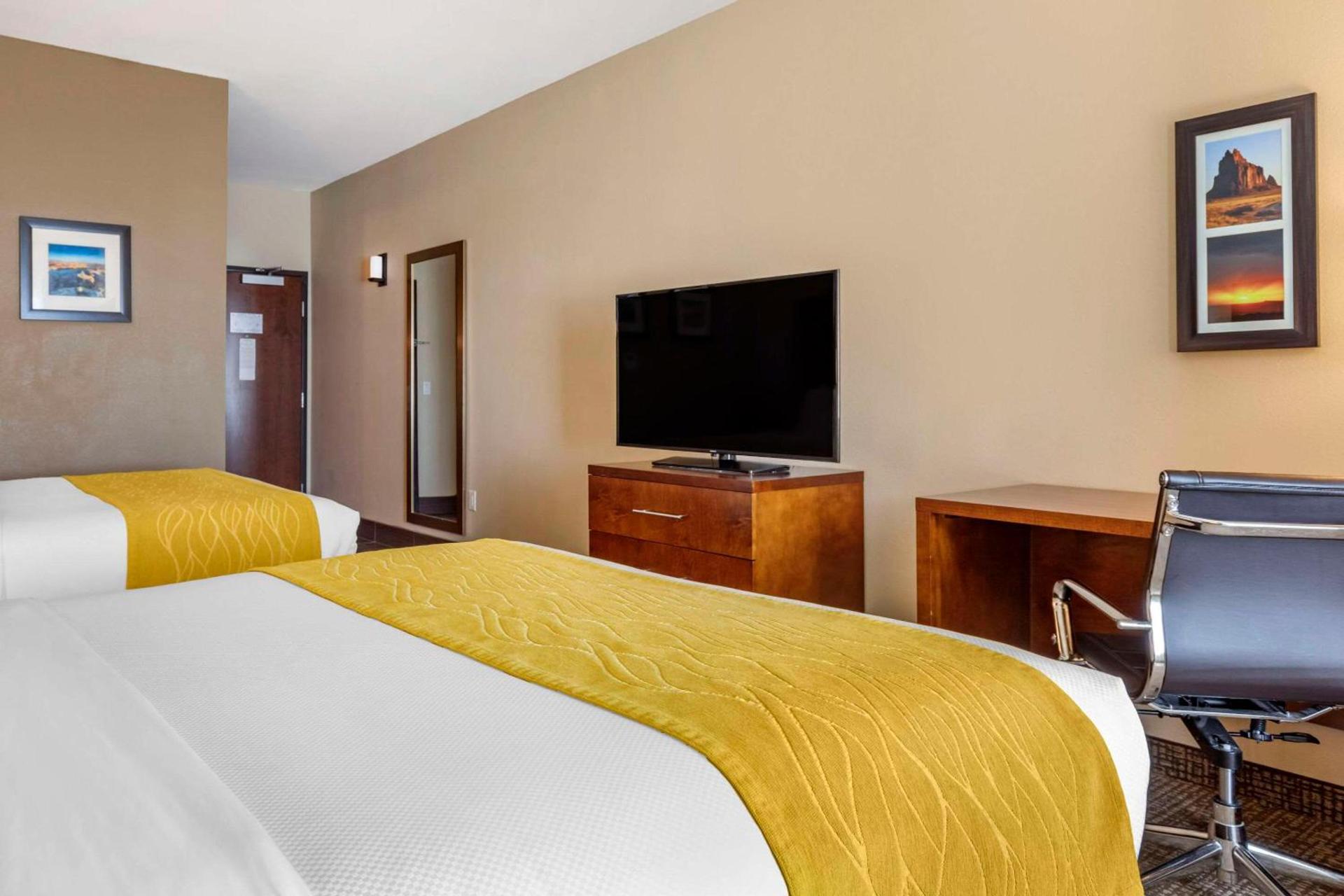 Comfort Inn & Suites Edgewood photo 17