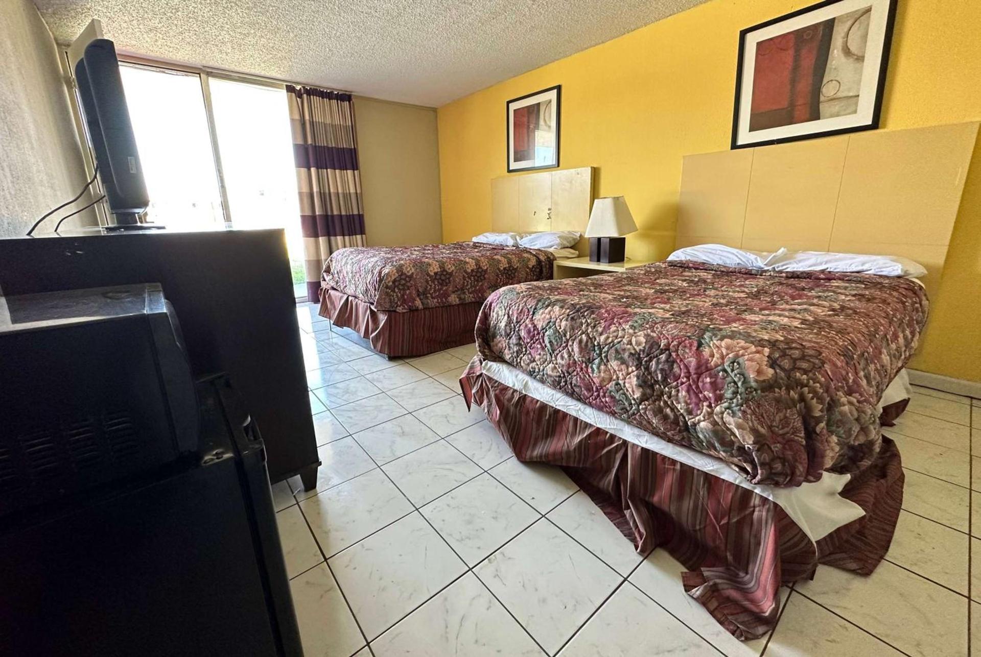 Ramada by Wyndham Lumberton NC North photo 8