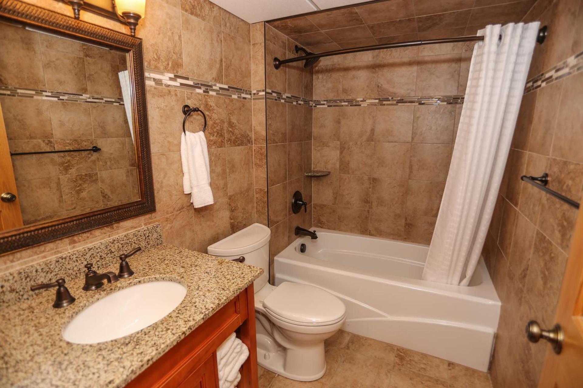 Slopeside Hotel, A Vail Resorts Property photo 4