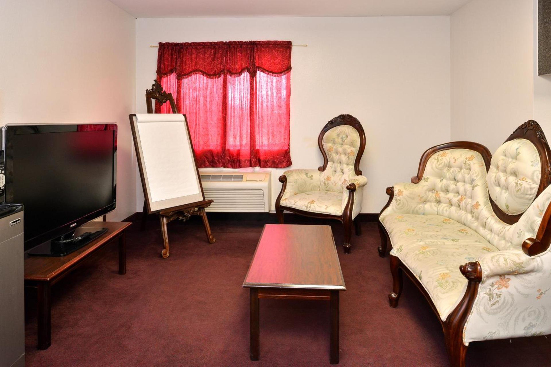 Americas Best Value Inn Somerville Texas photo 17