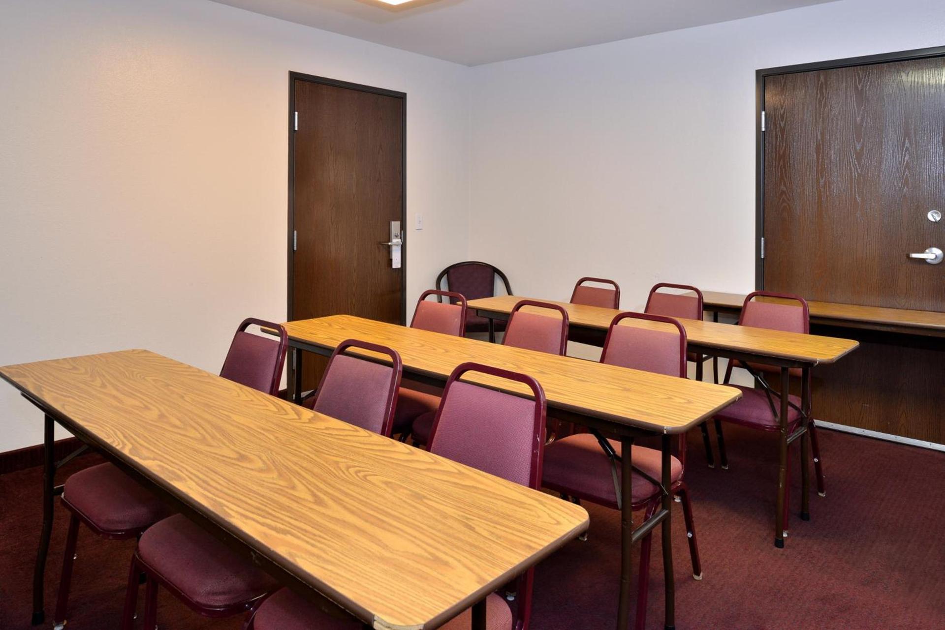 Americas Best Value Inn Somerville Texas photo 24