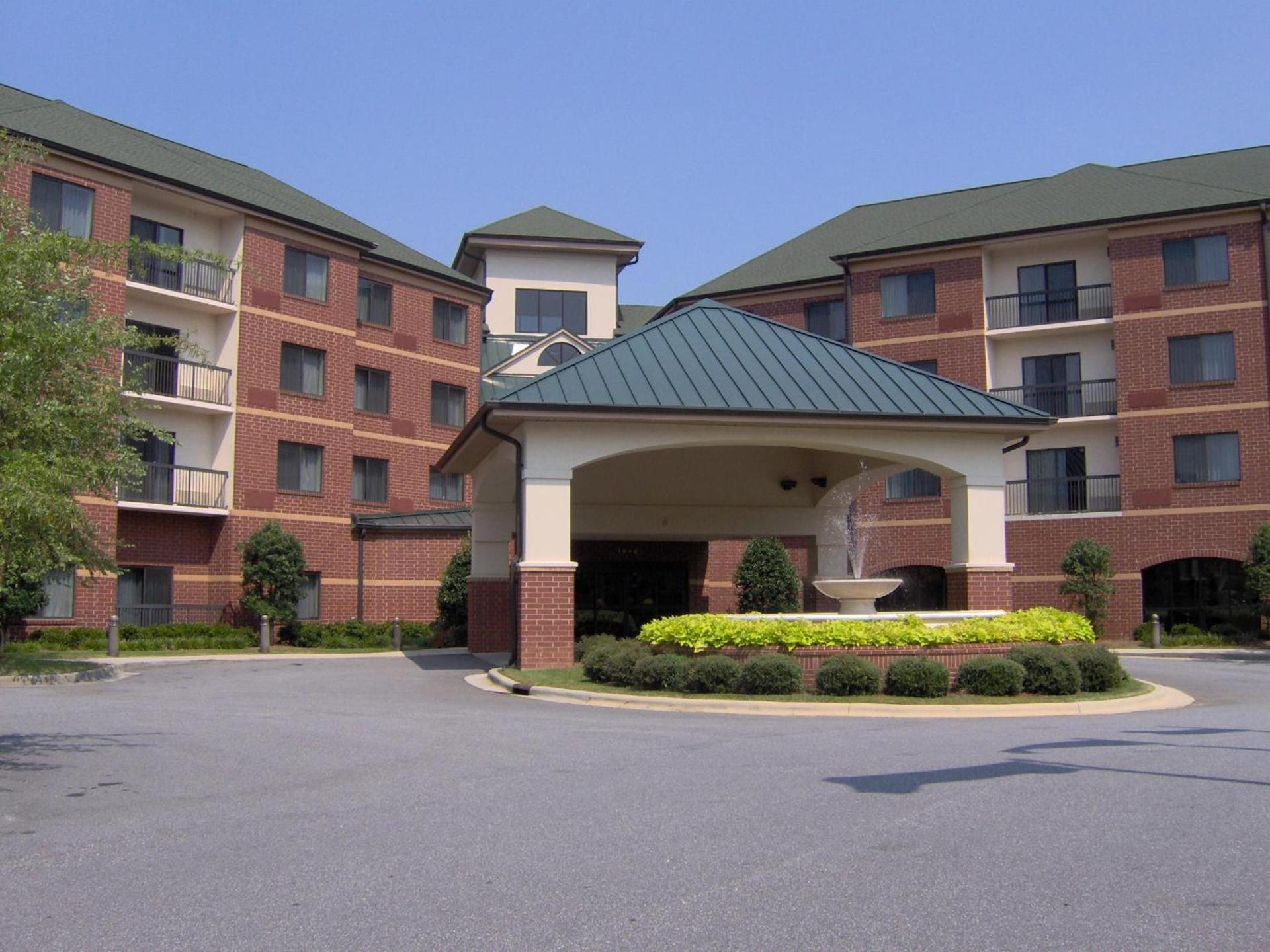 Courtyard by Marriott Hickory — hotel in Hickory