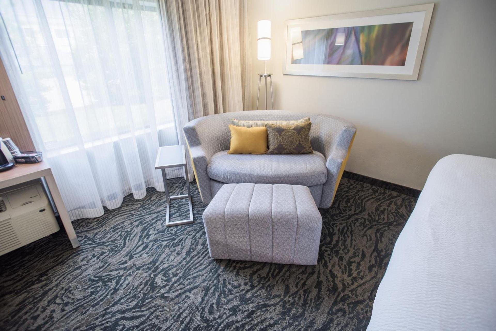 Courtyard by Marriott Hickory photo 3