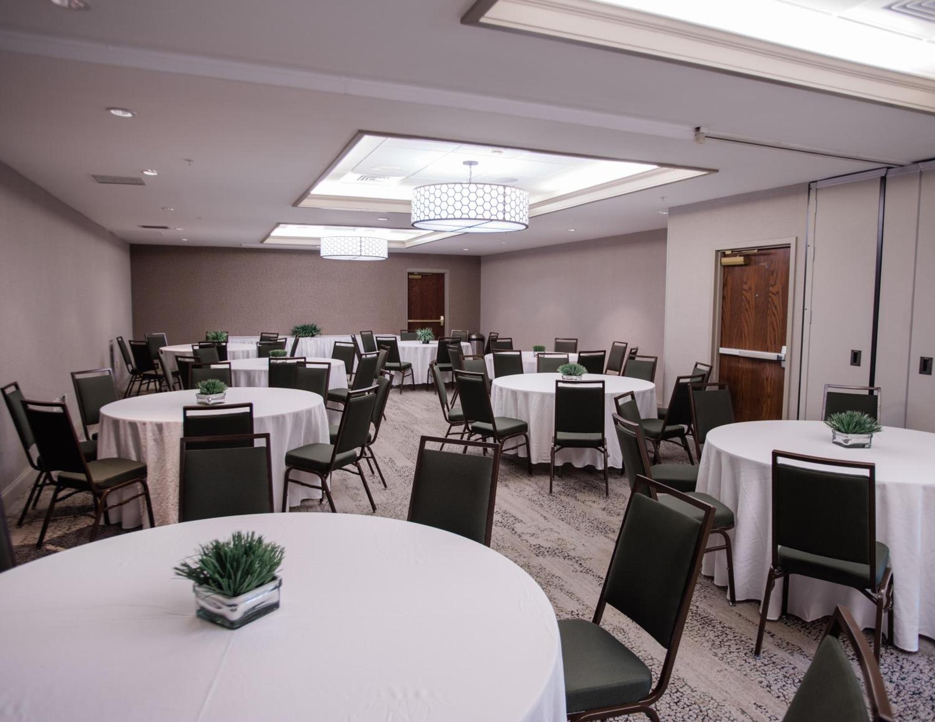 Courtyard by Marriott Hickory photo 8